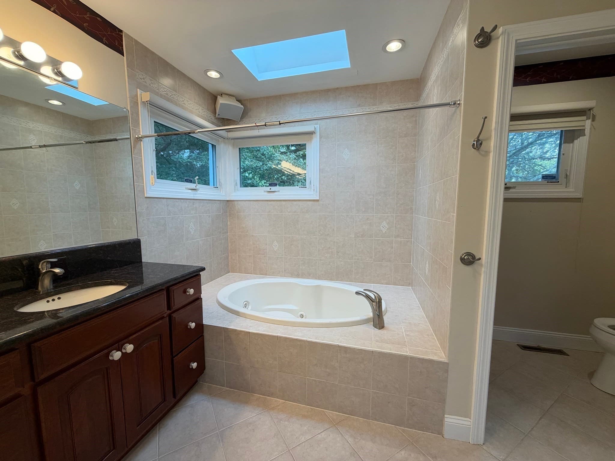 Single Family Residence at 25 Wayne Memorial Dr, Dartmouth MA 02747, photo 17 of 42