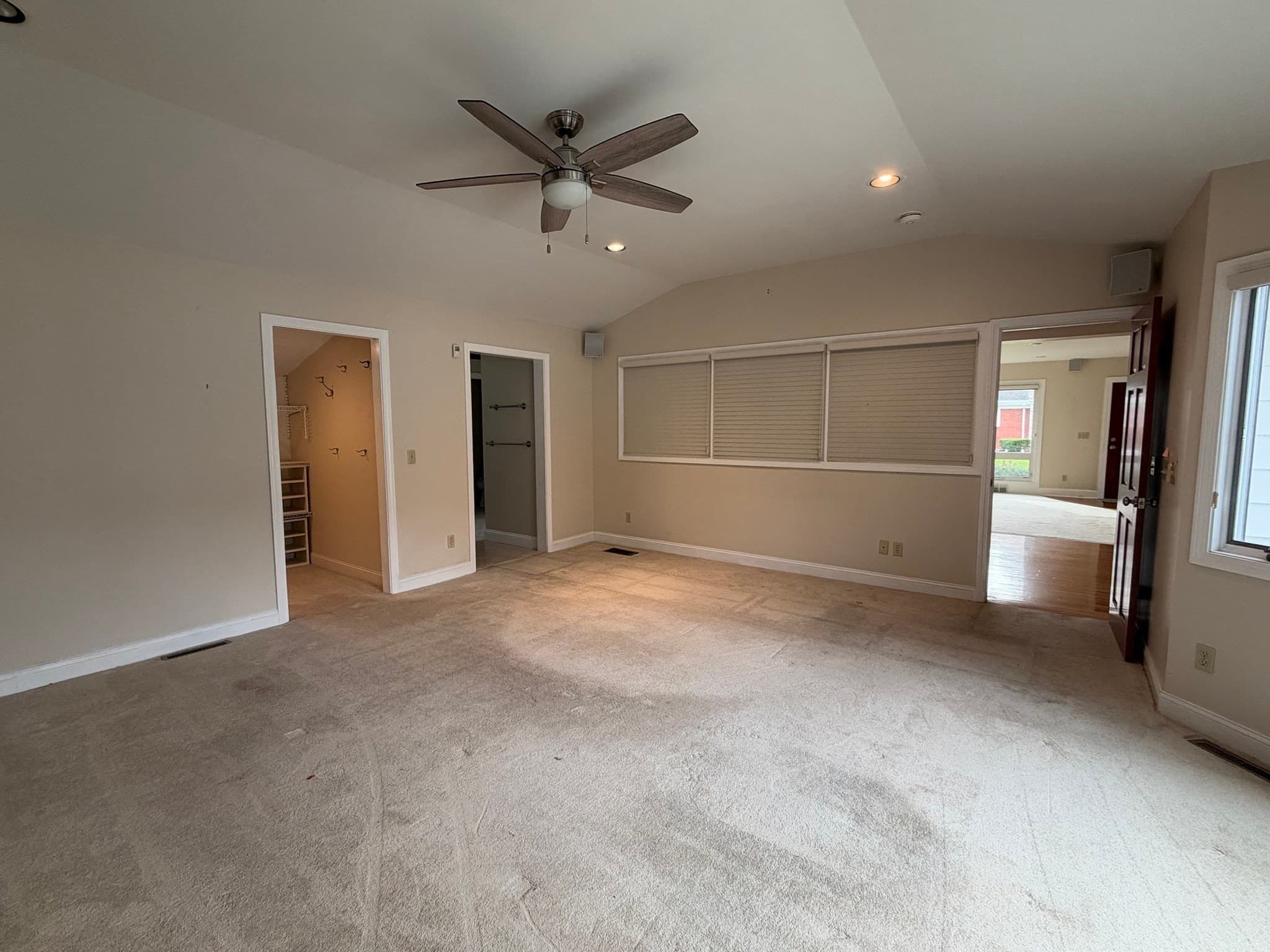 Single Family Residence at 25 Wayne Memorial Dr, Dartmouth MA 02747, photo 16 of 42