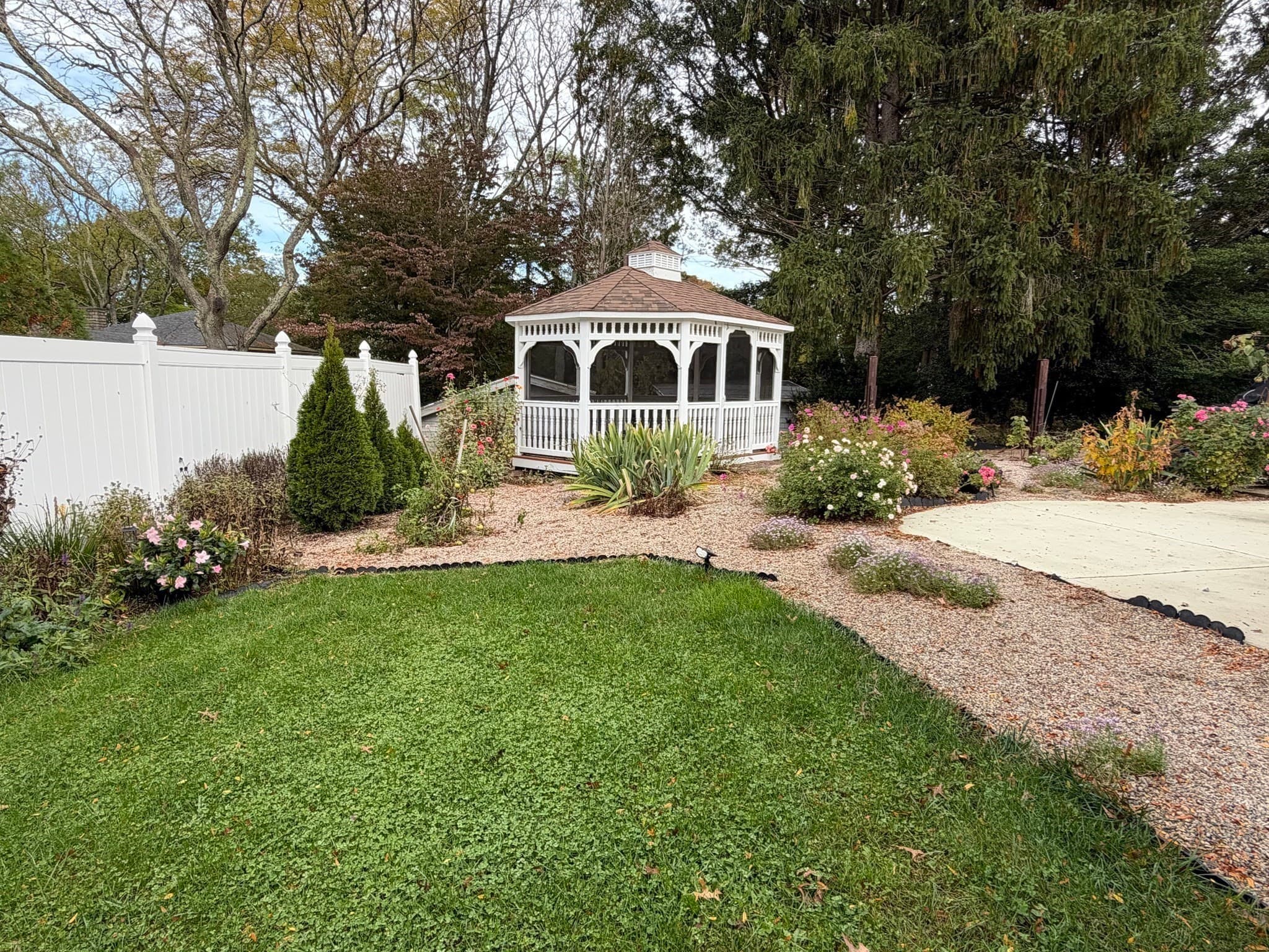 Single Family Residence at 25 Wayne Memorial Dr, Dartmouth MA 02747, photo 34 of 42
