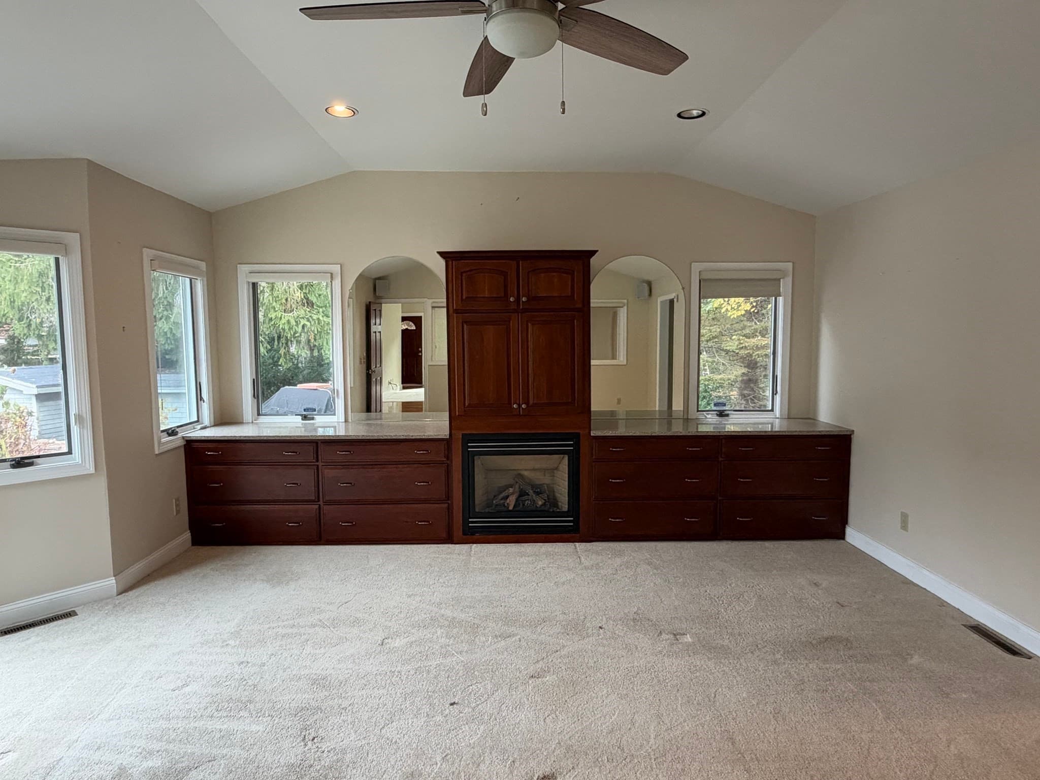 Single Family Residence at 25 Wayne Memorial Dr, Dartmouth MA 02747, photo 14 of 42