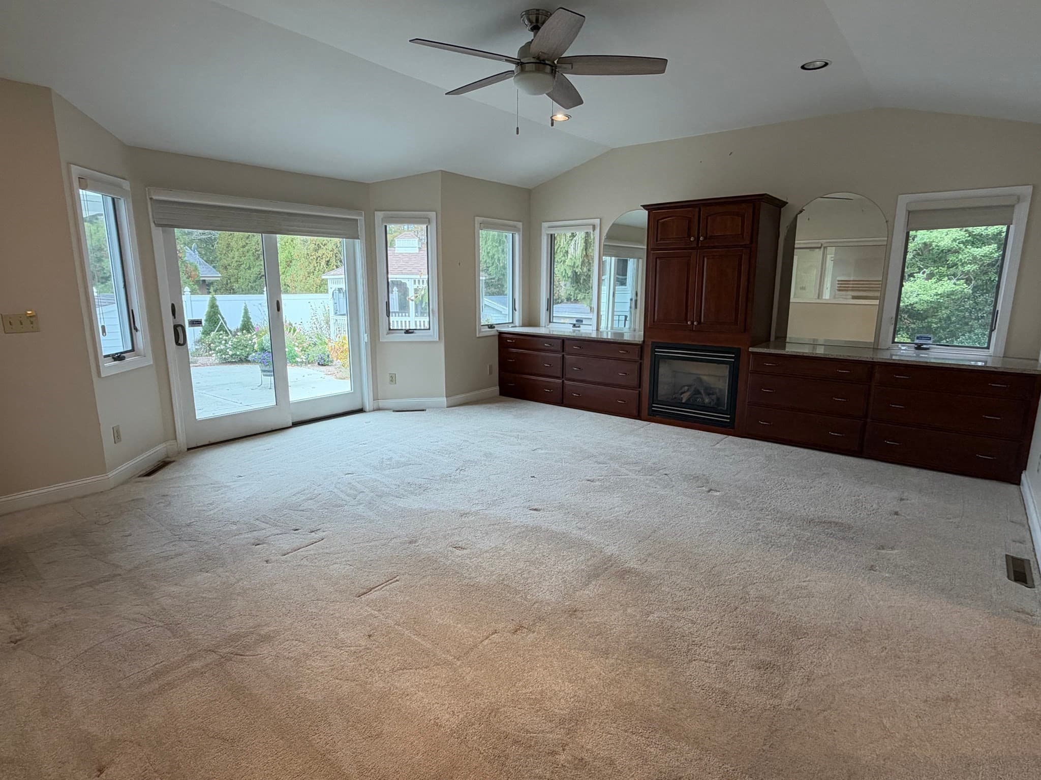 Single Family Residence at 25 Wayne Memorial Dr, Dartmouth MA 02747, photo 11 of 42