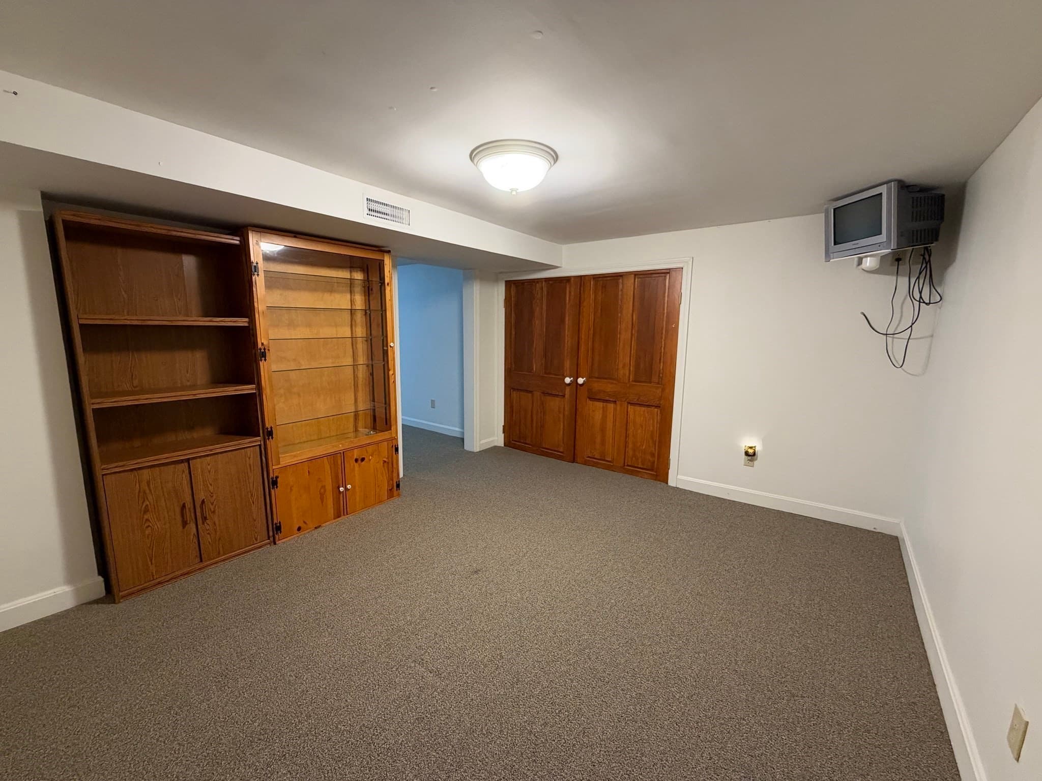 Single Family Residence at 25 Wayne Memorial Dr, Dartmouth MA 02747, photo 31 of 42