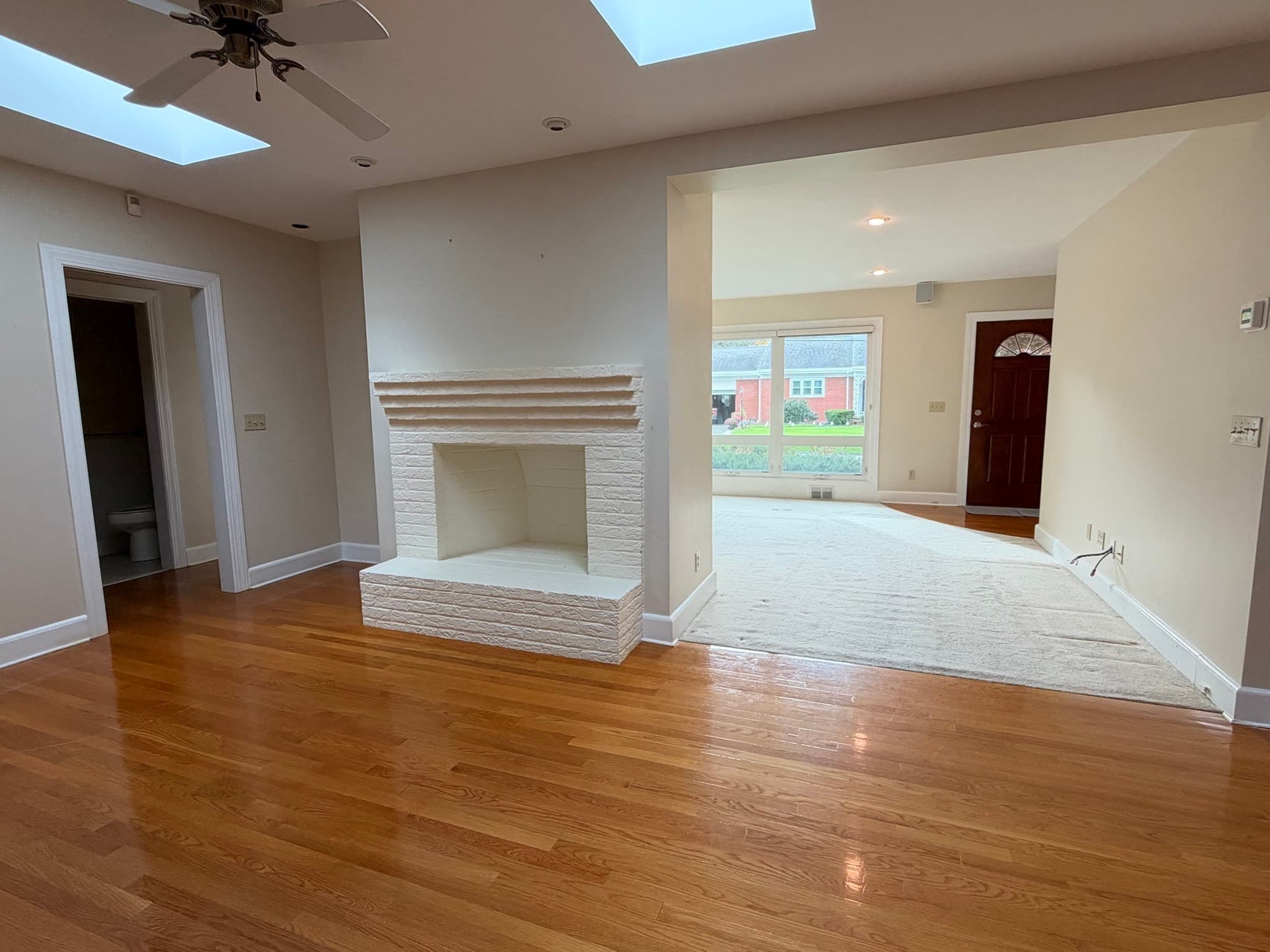 Single Family Residence at 25 Wayne Memorial Dr, Dartmouth MA 02747, photo 8 of 42