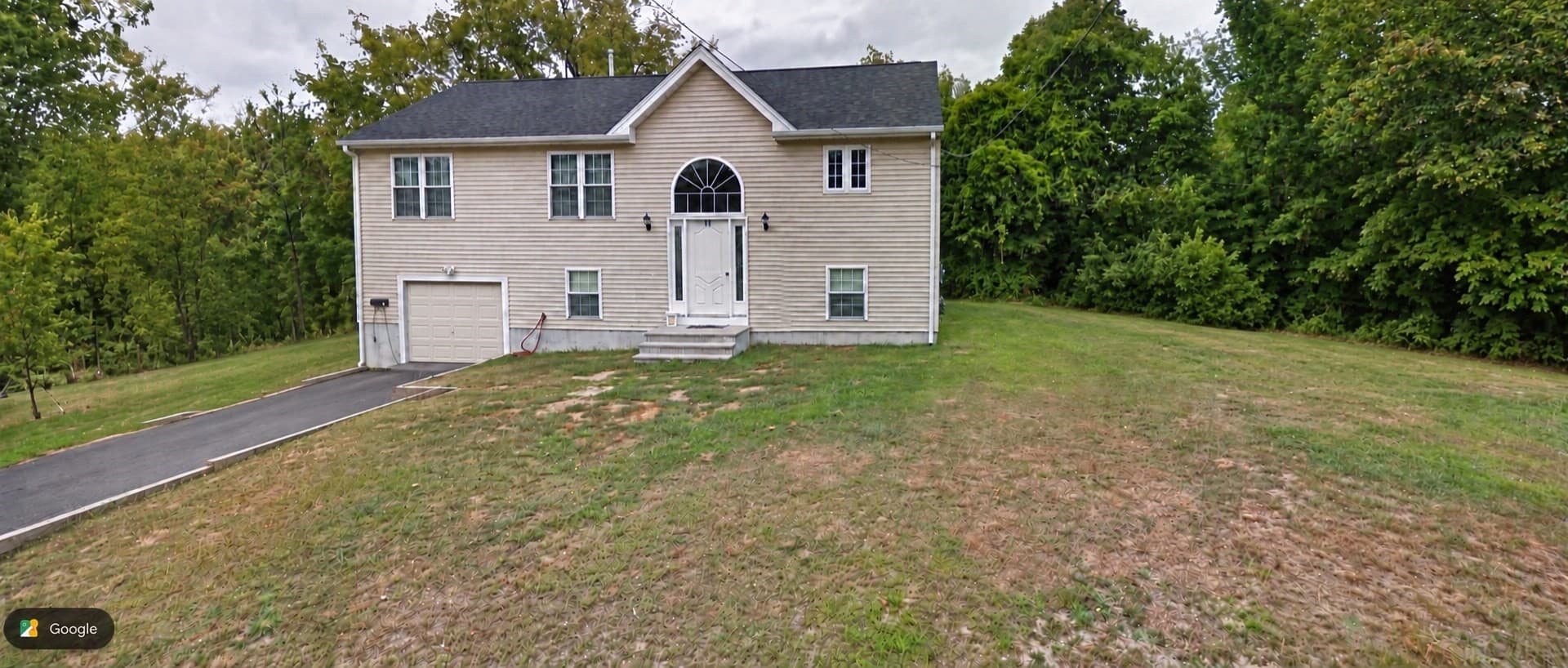 11 Park St, Swansea MA 02777