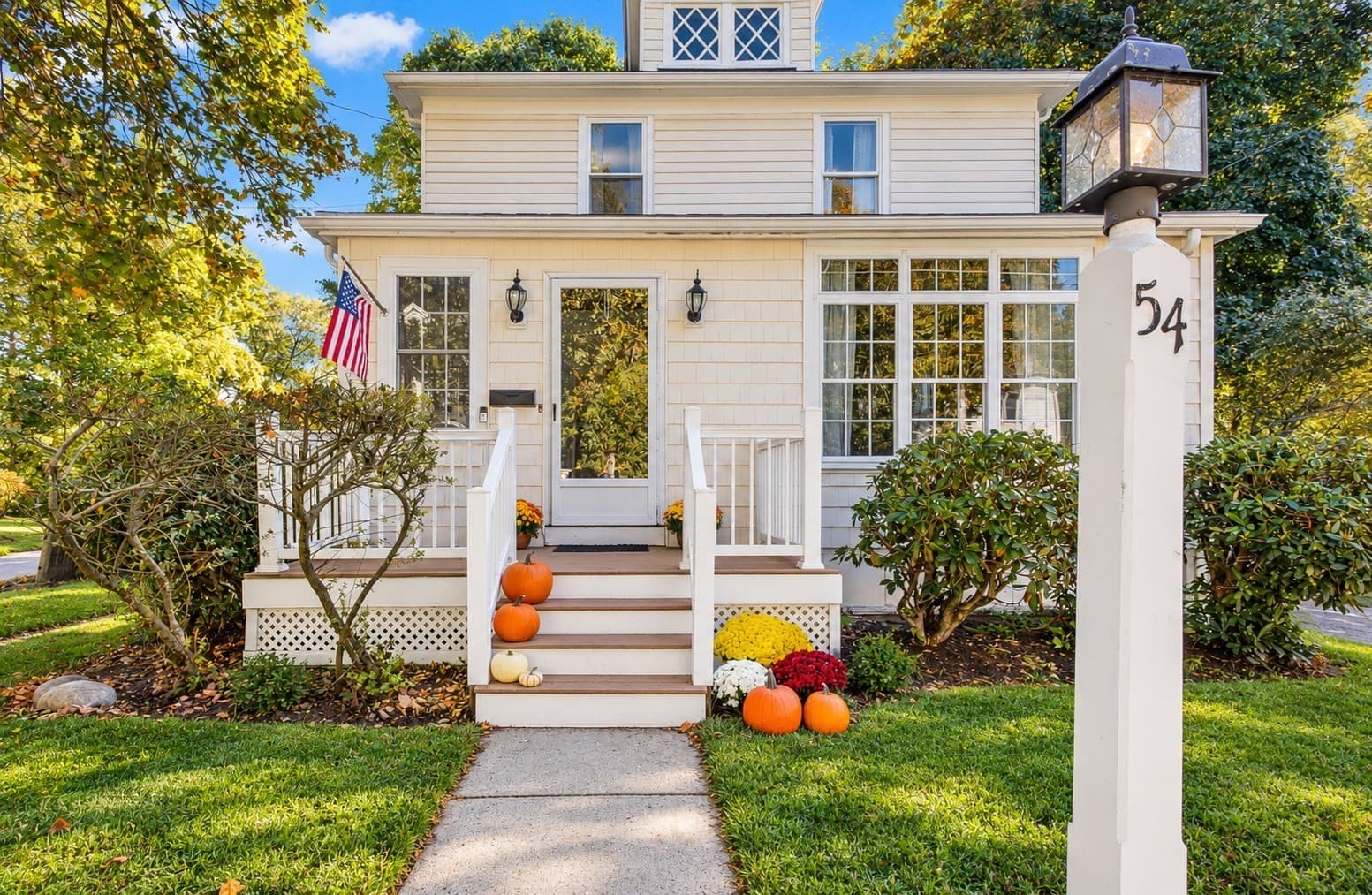 54 Riverside Place, Walpole MA 02081
