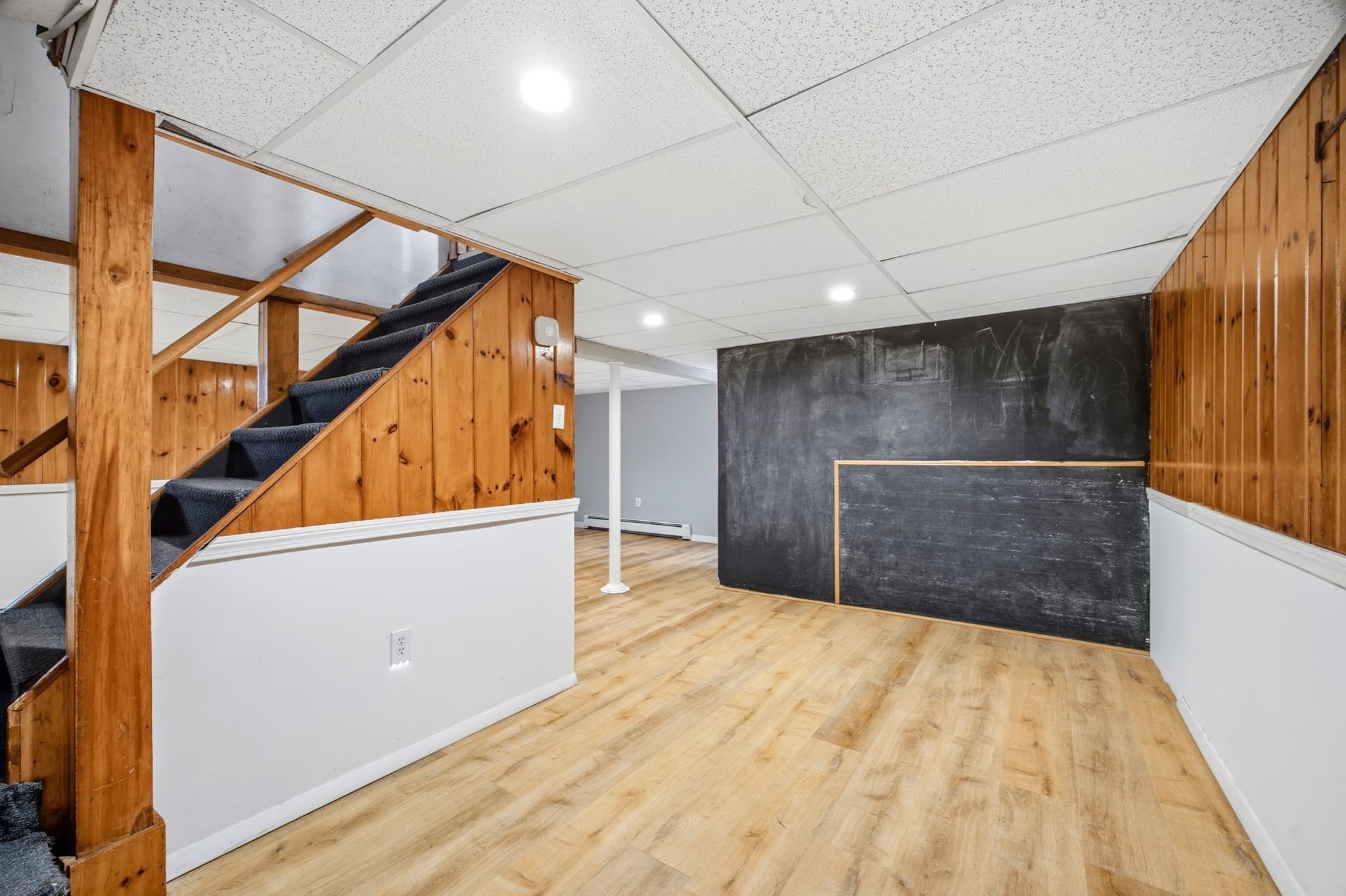 Single Family Residence at 42 Paulson Dr, West Springfield MA 01089, photo 23 of 42