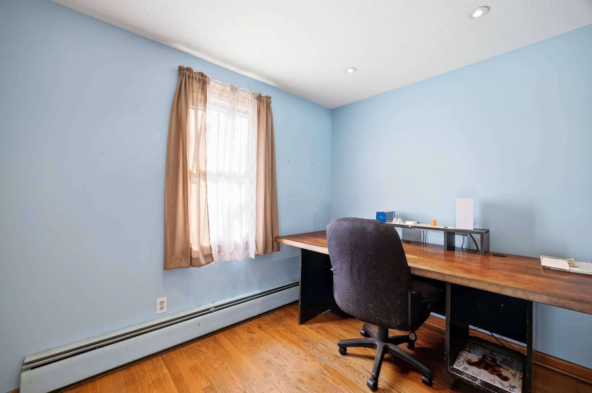 Single Family Residence at 42 Paulson Dr, West Springfield MA 01089, photo 13 of 42
