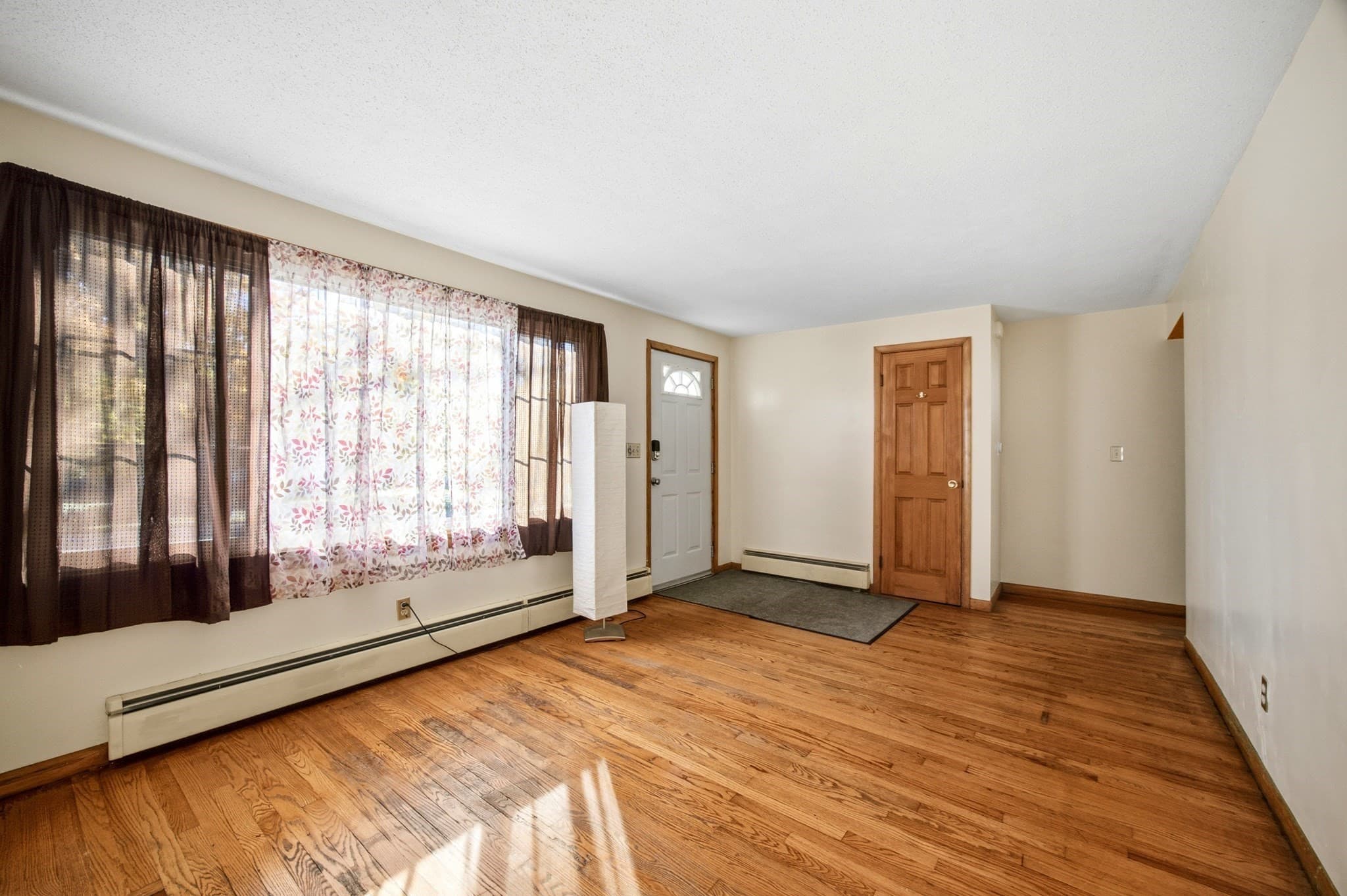 Single Family Residence at 42 Paulson Dr, West Springfield MA 01089, photo 5 of 42