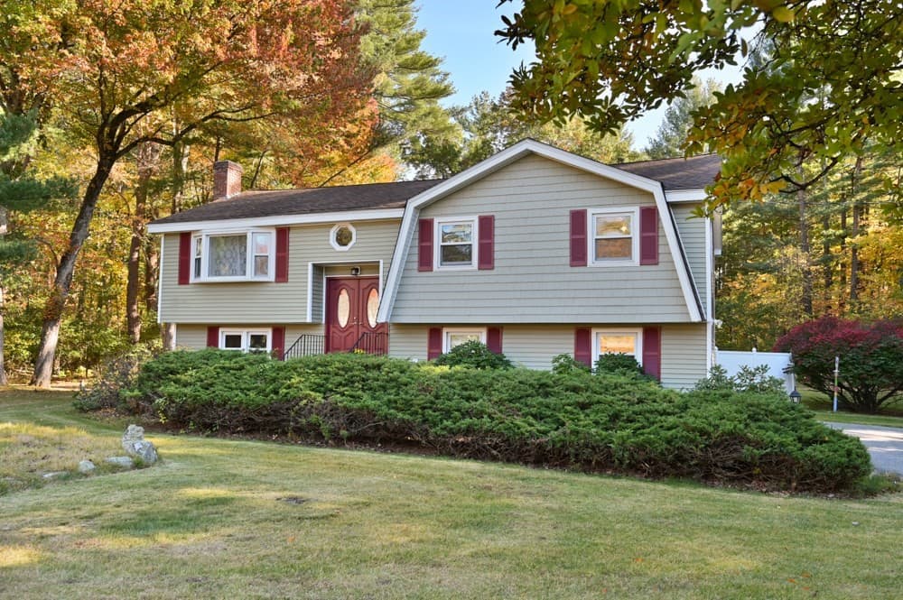Single Family Residence at 1 Wagon Dr, North Reading MA 01864, photo 2 of 34