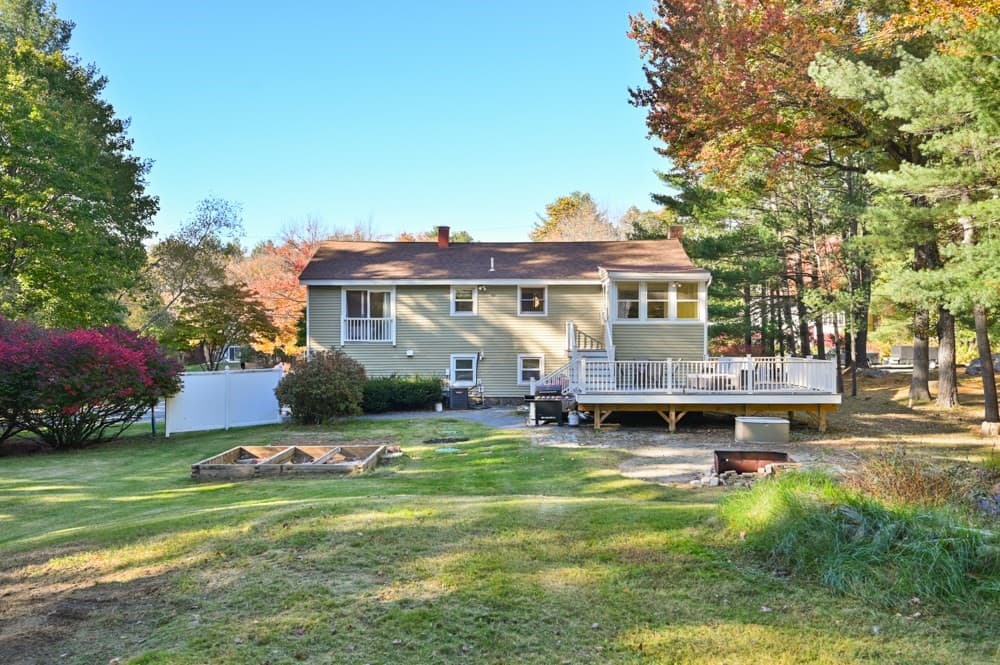 Single Family Residence at 1 Wagon Dr, North Reading MA 01864, photo 3 of 34