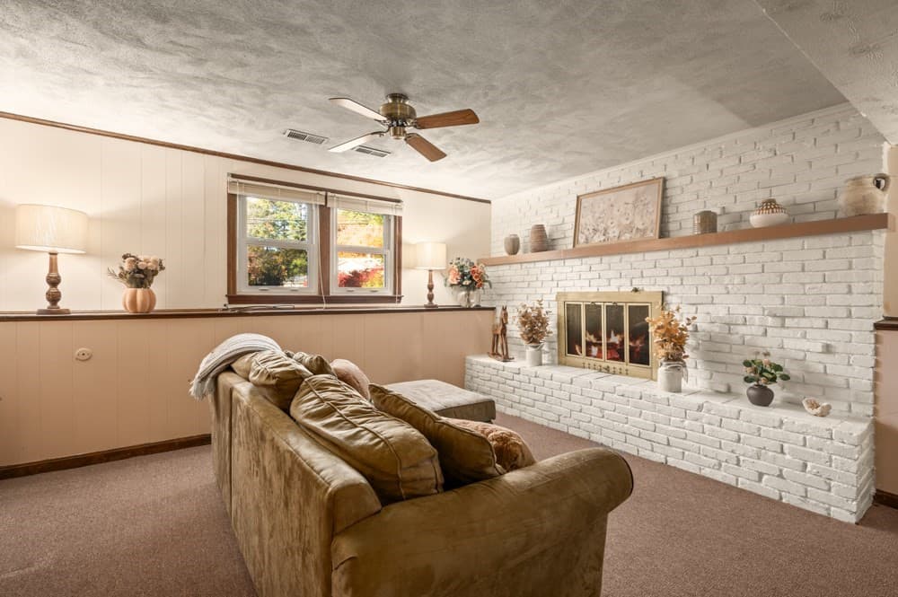 Single Family Residence at 1 Wagon Dr, North Reading MA 01864, photo 28 of 34