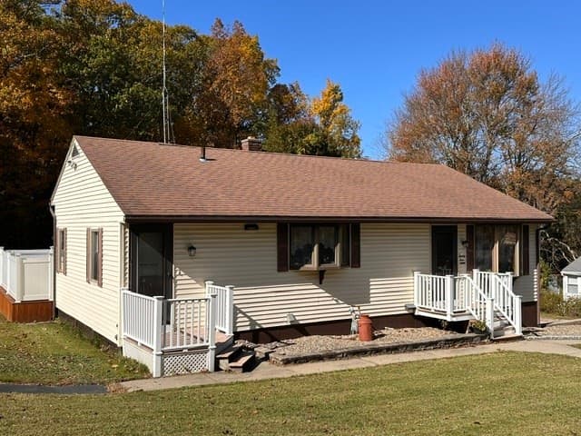 Single Family Residence at 24 Woodland St, Millbury MA 01527, photo 6 of 36