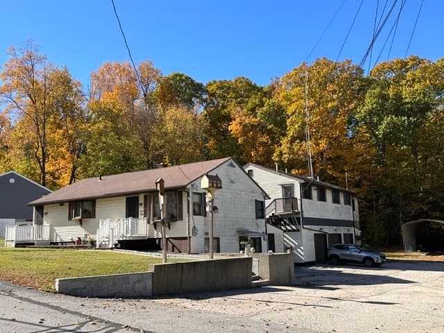 Single Family Residence at 24 Woodland St, Millbury MA 01527, photo 7 of 36
