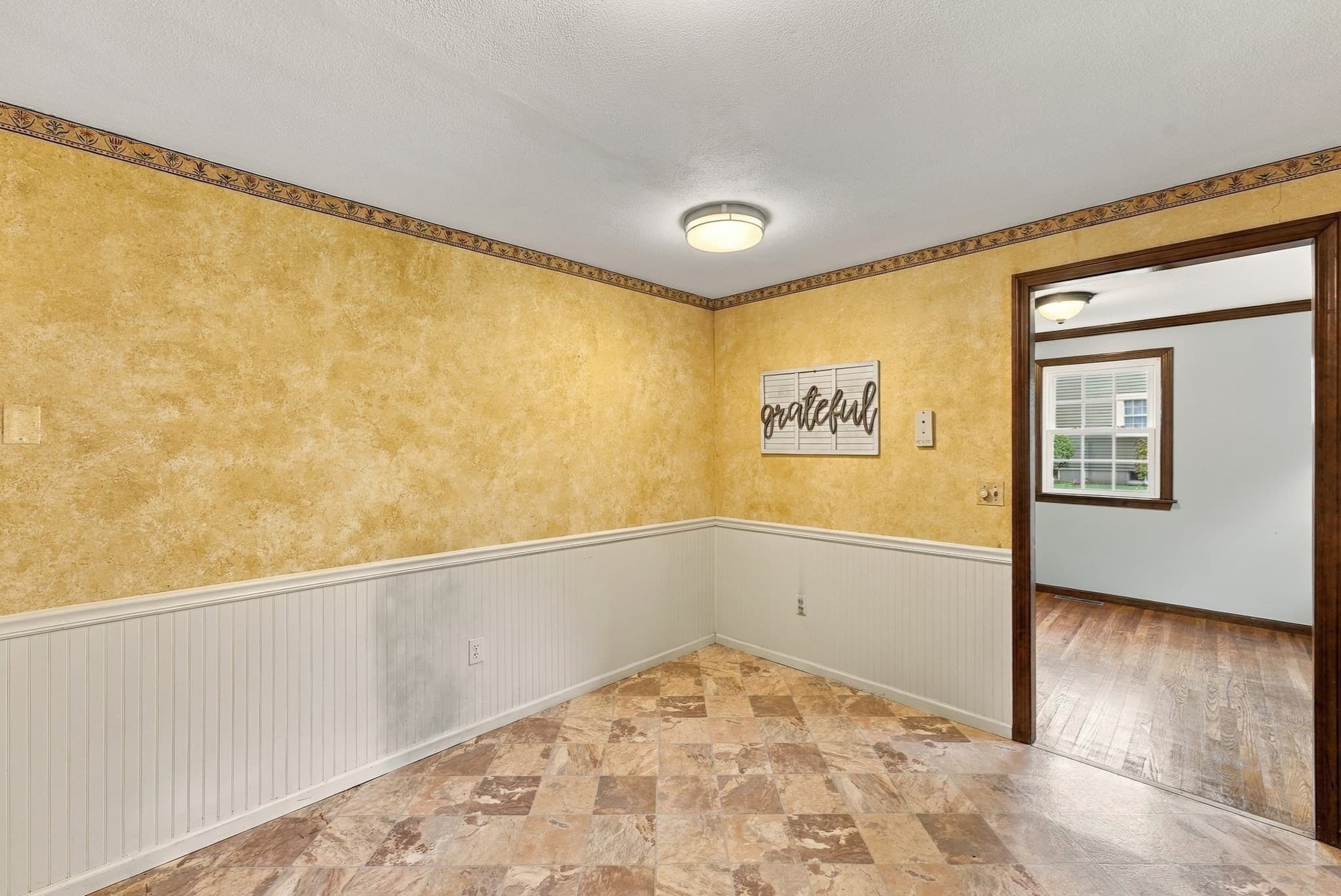 Single Family Residence at 74 Havenhurst Rd, West Springfield MA 01089, photo 13 of 40