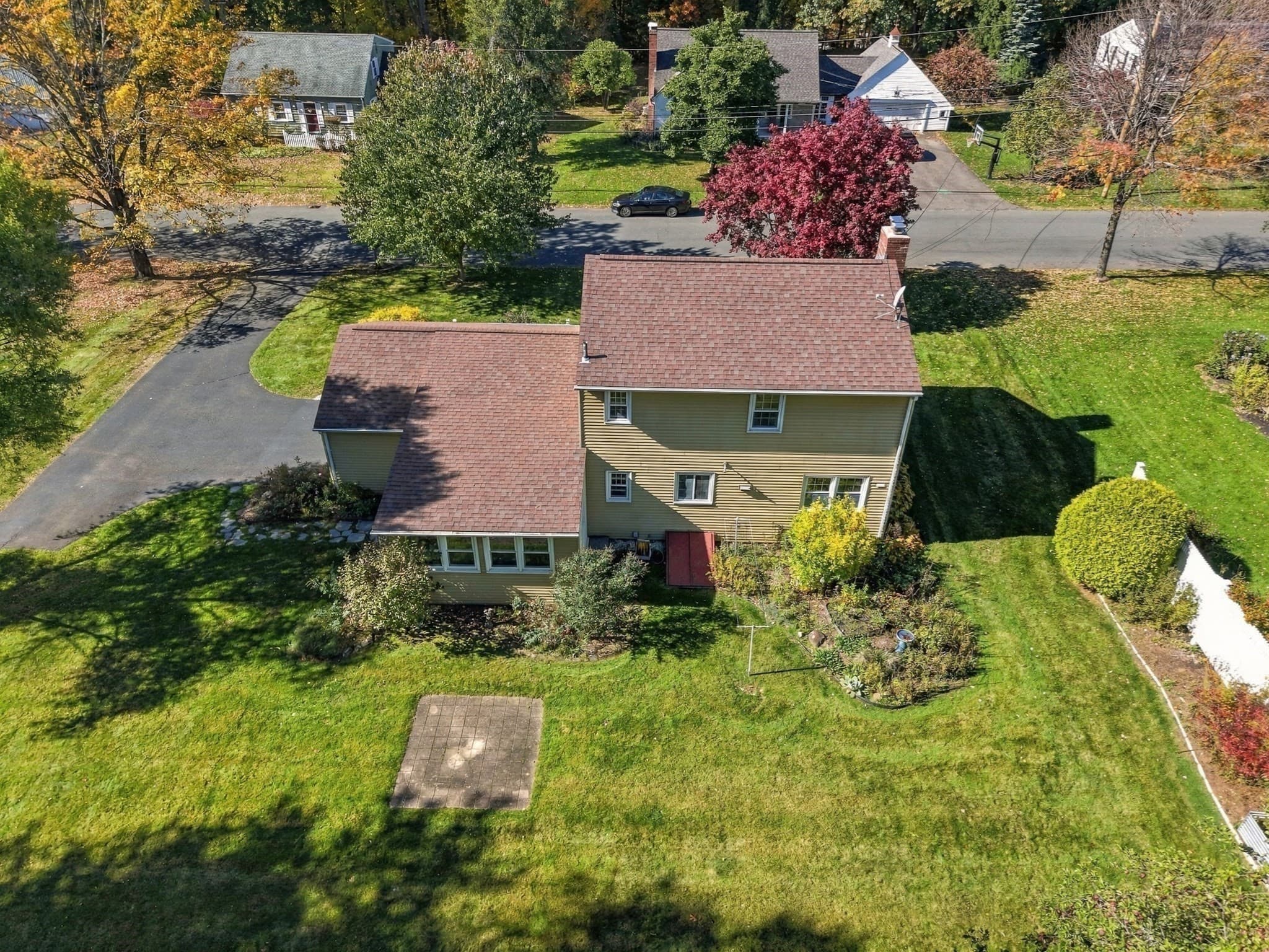Single Family Residence at 74 Havenhurst Rd, West Springfield MA 01089, photo 36 of 40