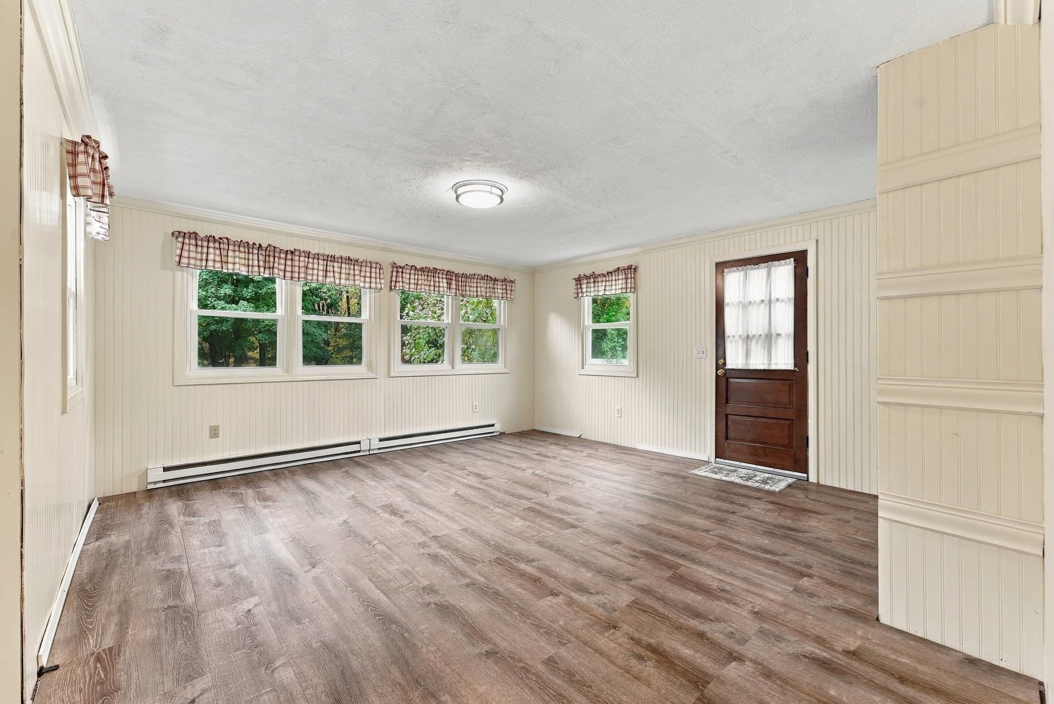 Single Family Residence at 74 Havenhurst Rd, West Springfield MA 01089, photo 20 of 40