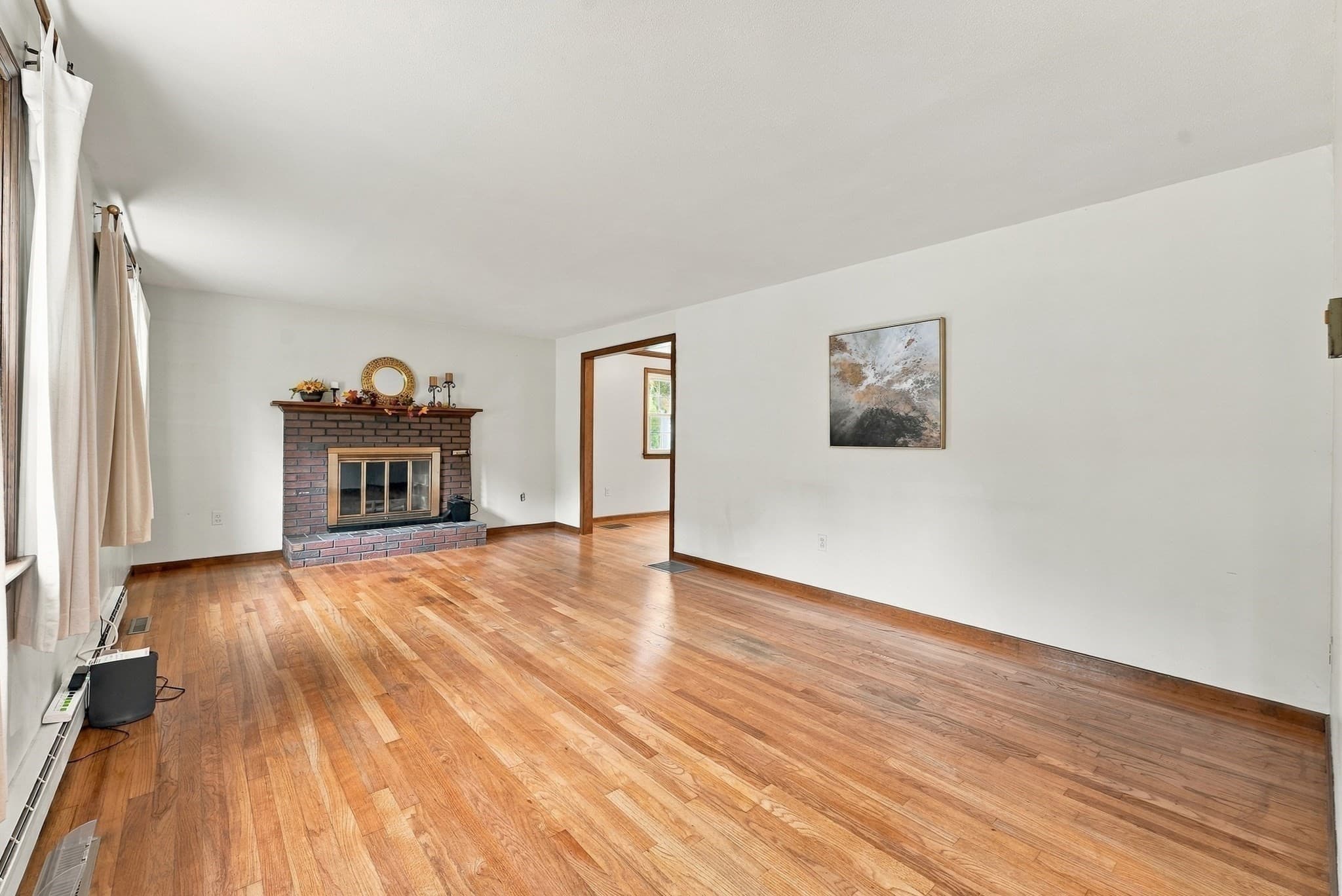Single Family Residence at 74 Havenhurst Rd, West Springfield MA 01089, photo 9 of 40