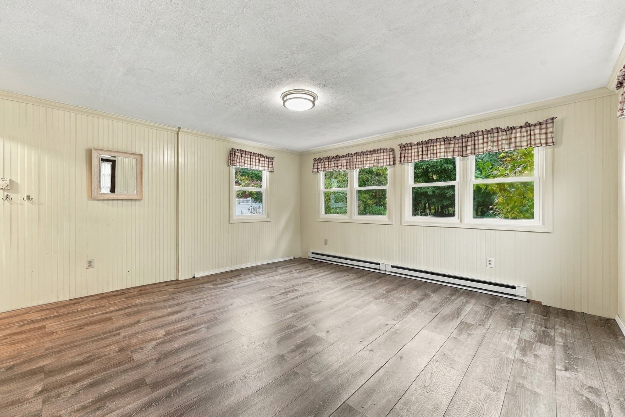 Single Family Residence at 74 Havenhurst Rd, West Springfield MA 01089, photo 19 of 40