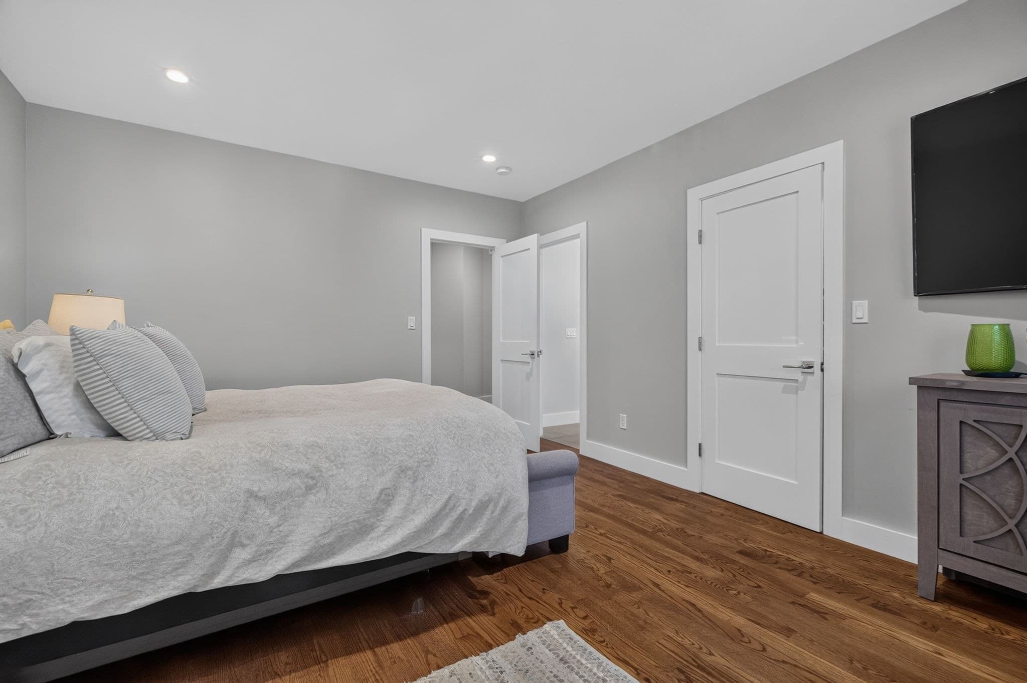 Condominium at 611 Centre St # 1, Newton MA 02458, photo 20 of 42