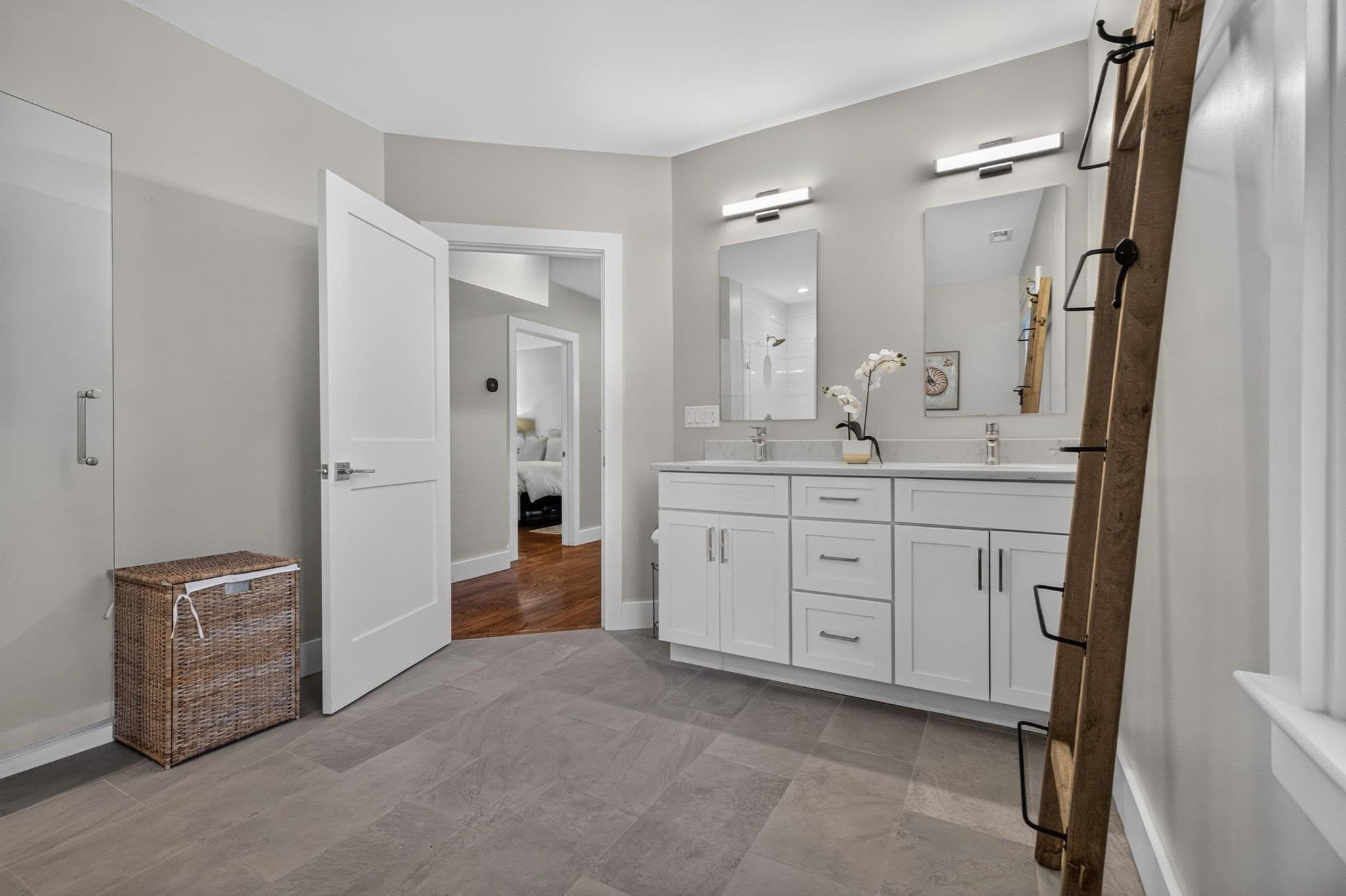 Condominium at 611 Centre St # 1, Newton MA 02458, photo 29 of 42