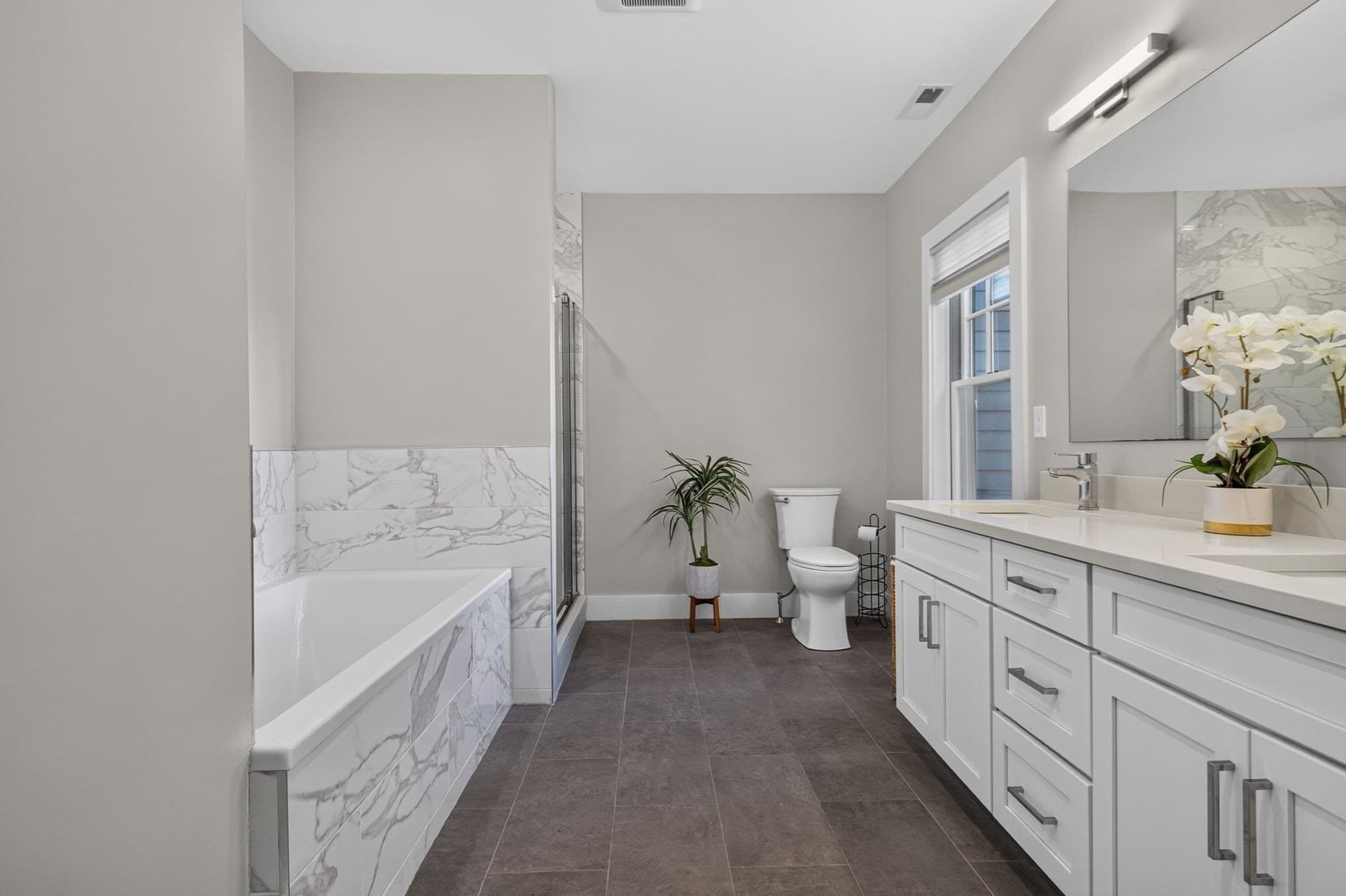 Condominium at 611 Centre St # 1, Newton MA 02458, photo 21 of 42