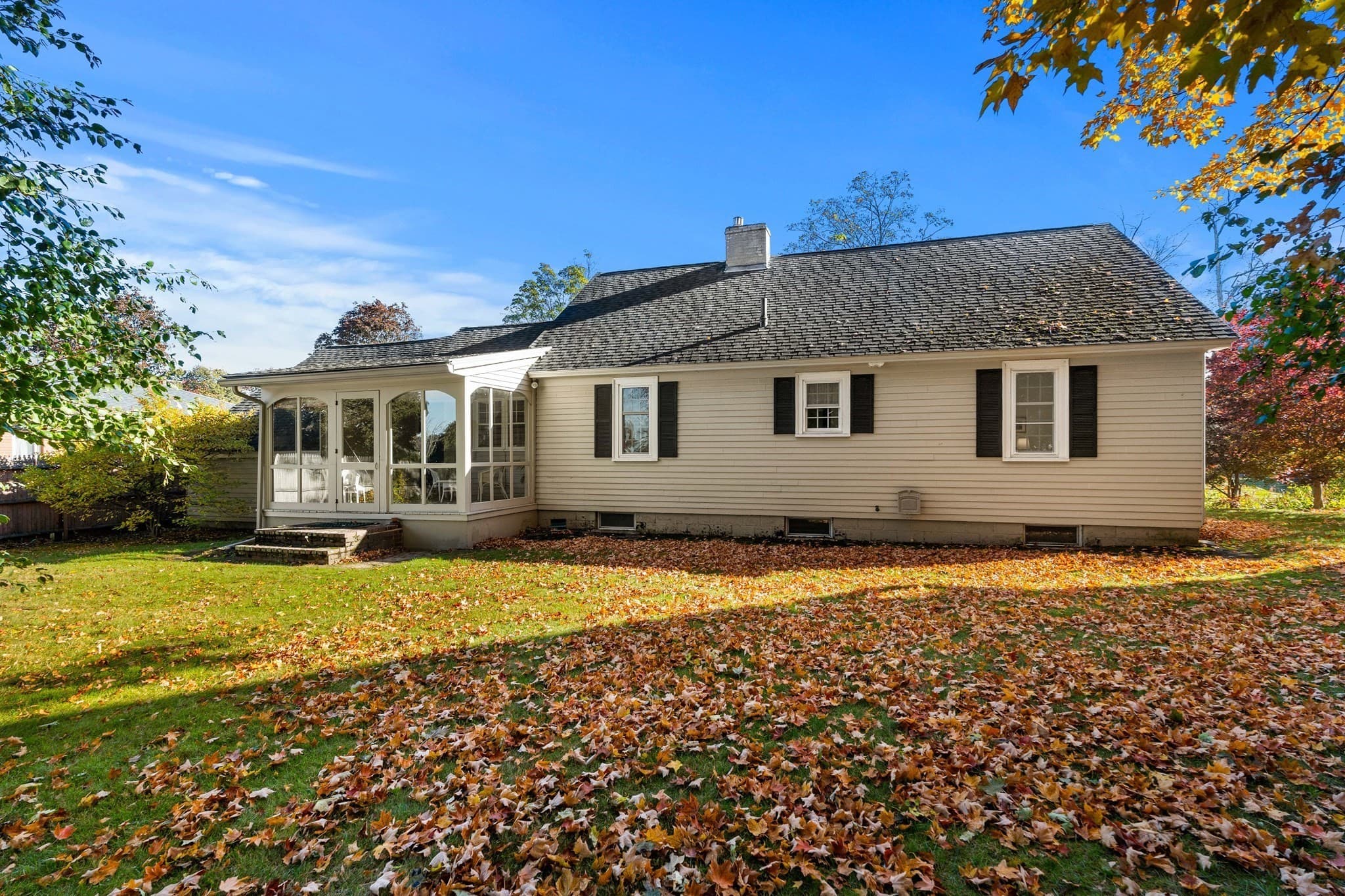 Single Family Residence at 20 Rivercliff Rd, Lowell MA 01852, photo 27 of 28
