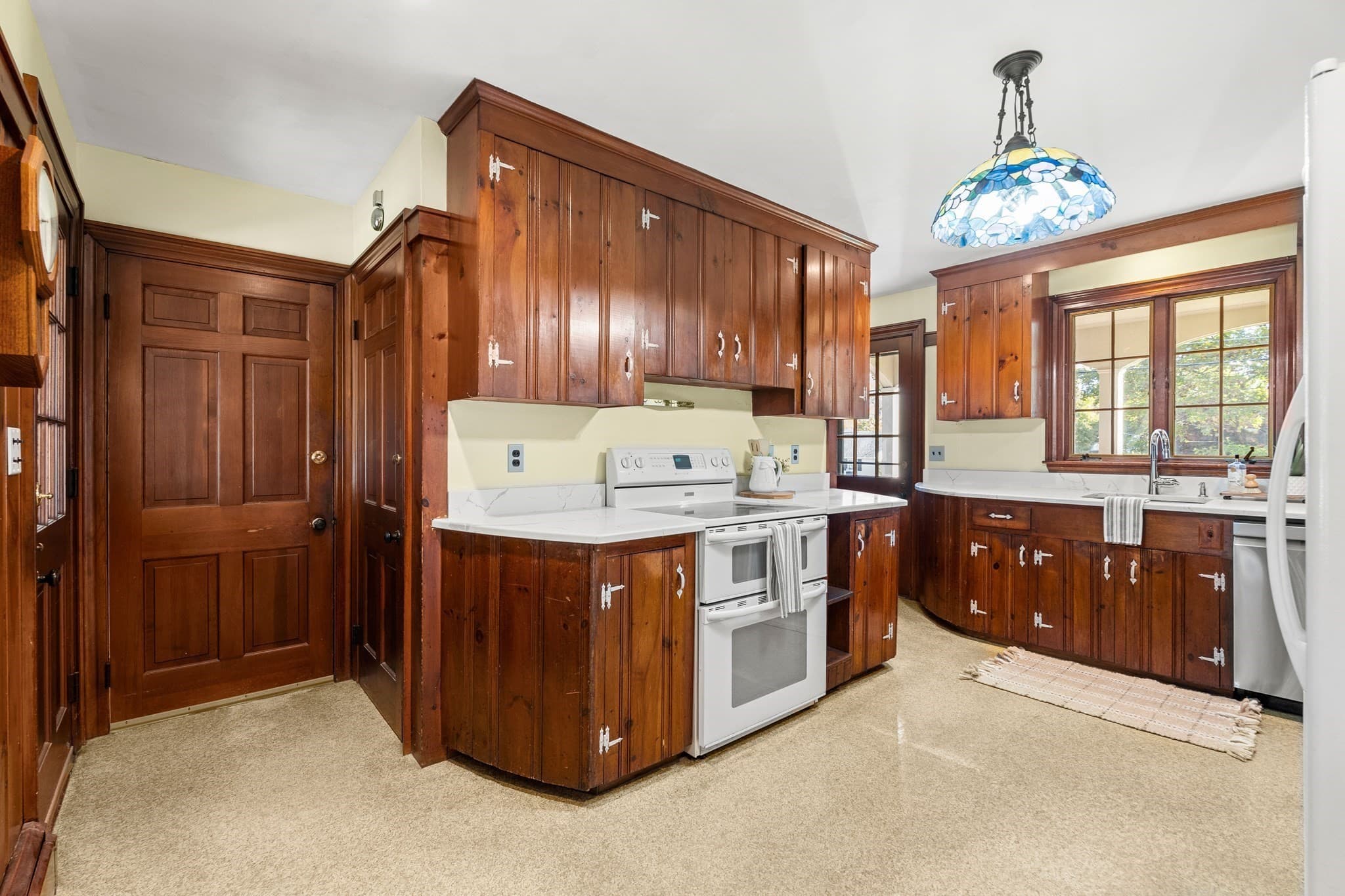 Single Family Residence at 20 Rivercliff Rd, Lowell MA 01852, photo 13 of 28