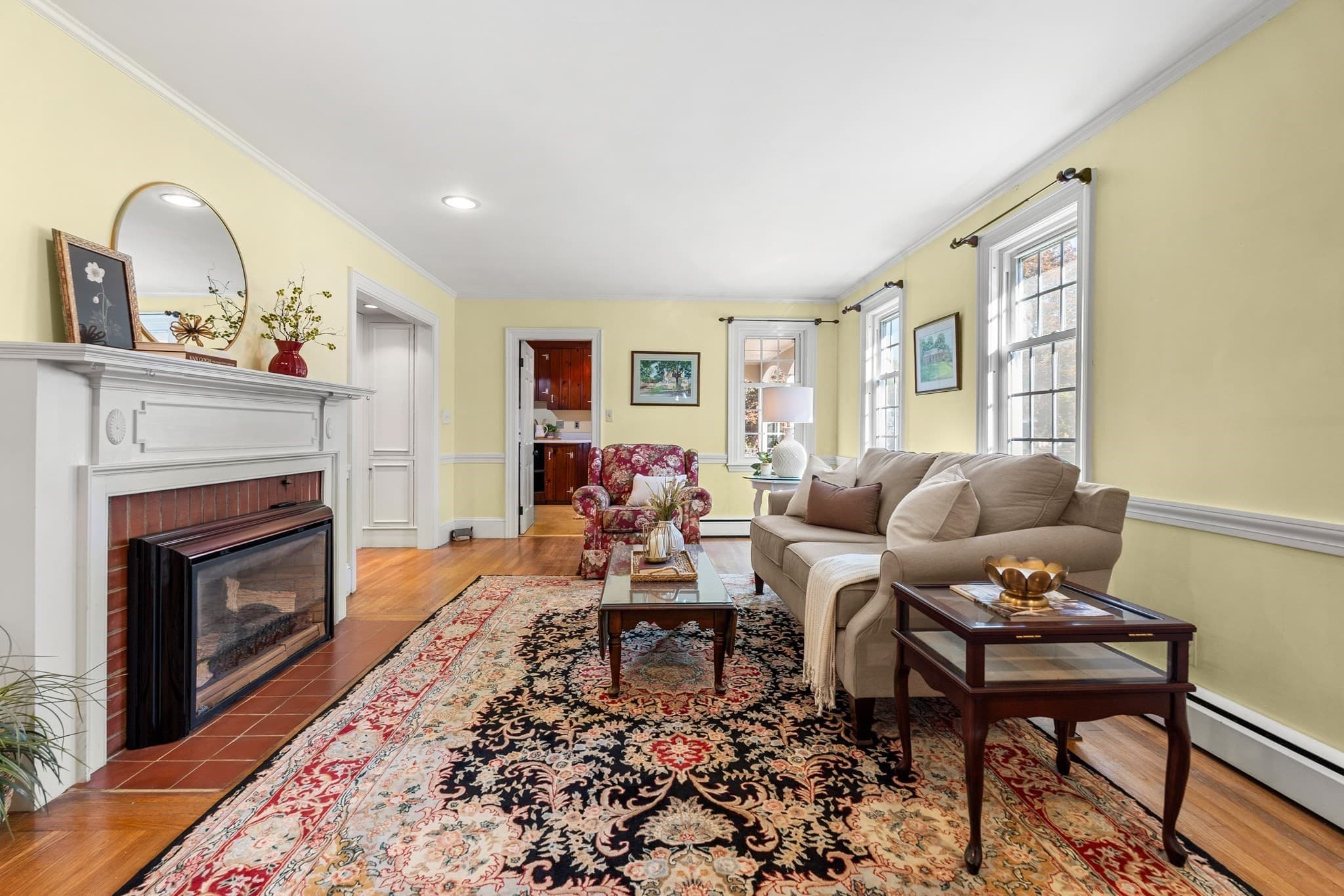 Single Family Residence at 20 Rivercliff Rd, Lowell MA 01852, photo 7 of 28
