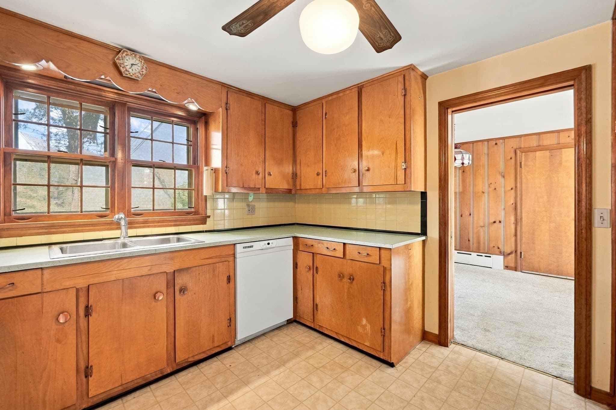 Single Family Residence at 21 Vernon St, Oxford MA 01540, photo 7 of 42