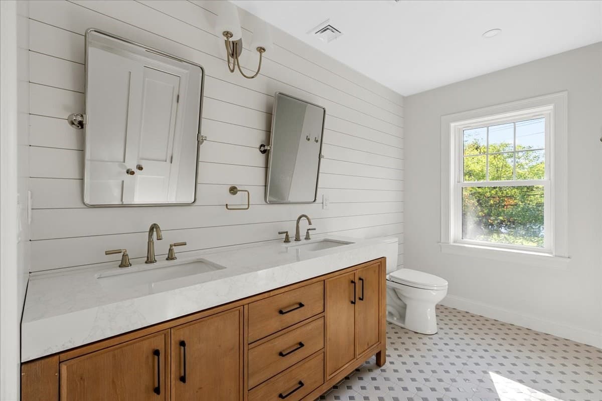 Single Family Residence at 5 Adelaide Way, Marshfield MA 02050, photo 17 of 33