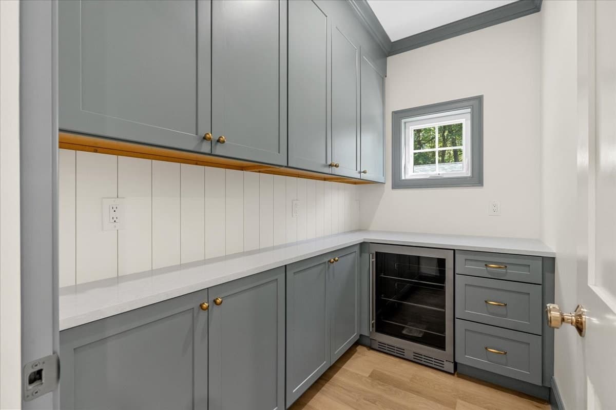 Single Family Residence at 5 Adelaide Way, Marshfield MA 02050, photo 11 of 33