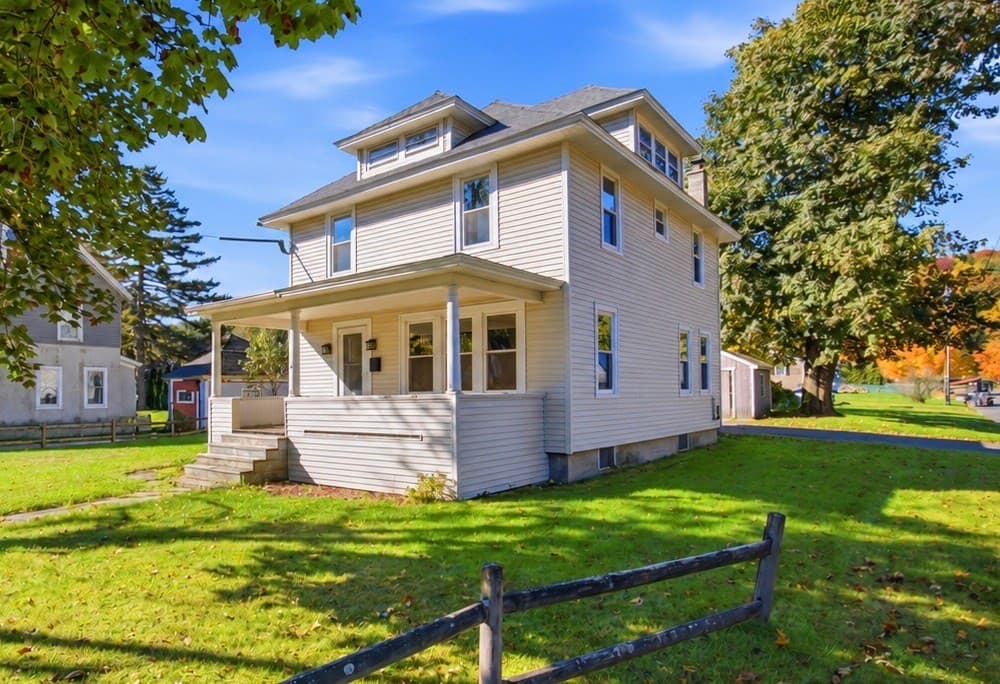 25 Park Ave, Greenfield MA 01301