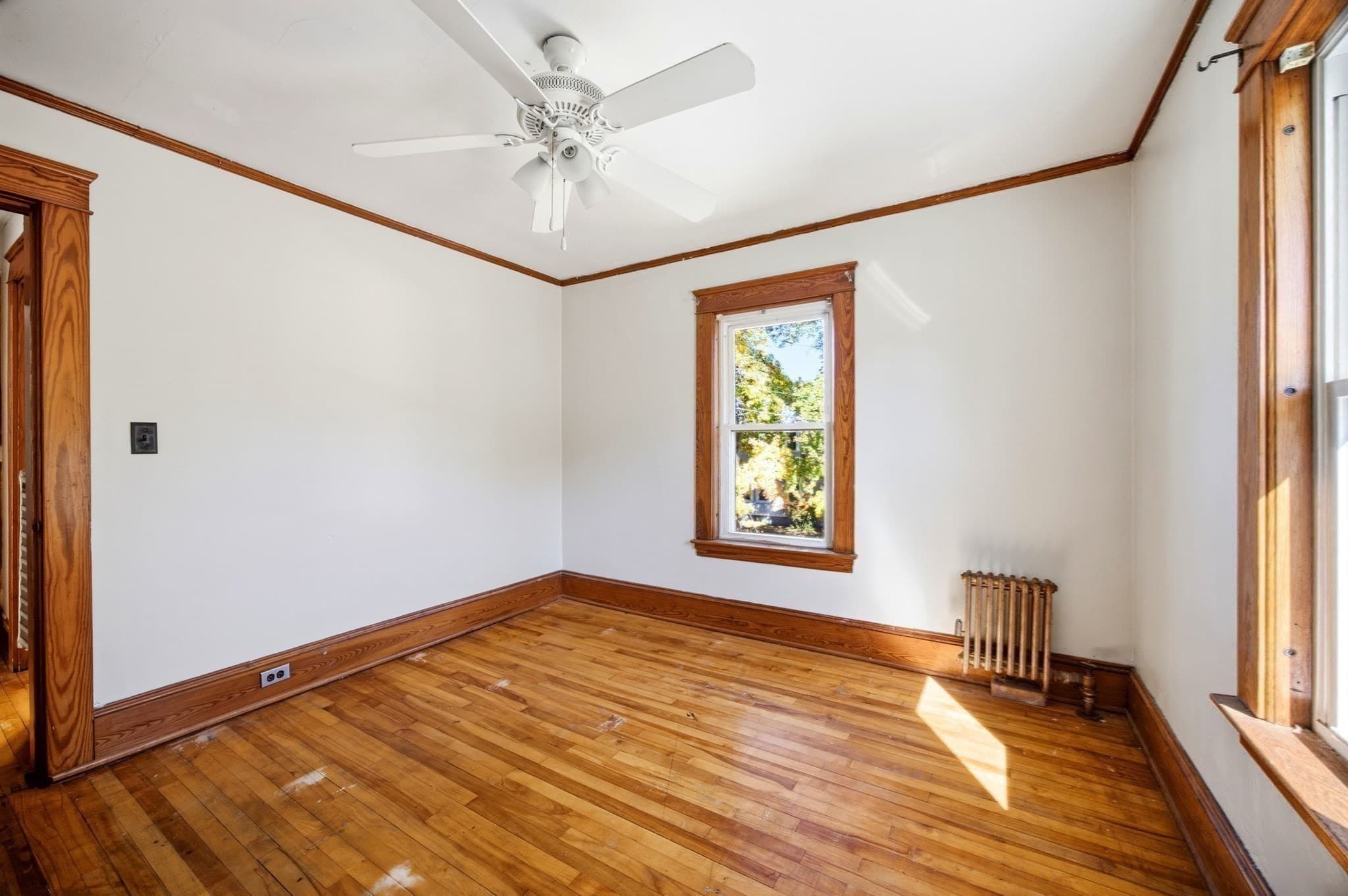Single Family Residence at 25 Park Ave, Greenfield MA 01301, photo 29 of 36