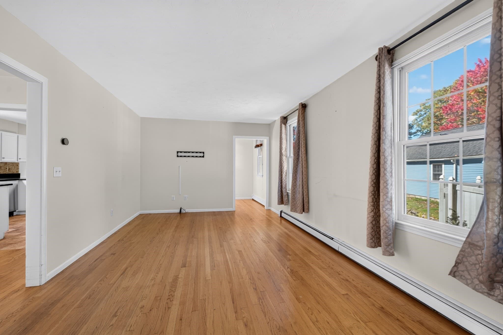 Single Family Residence at 9 Arbor Drive, Shrewsbury MA 01545, photo 12 of 31