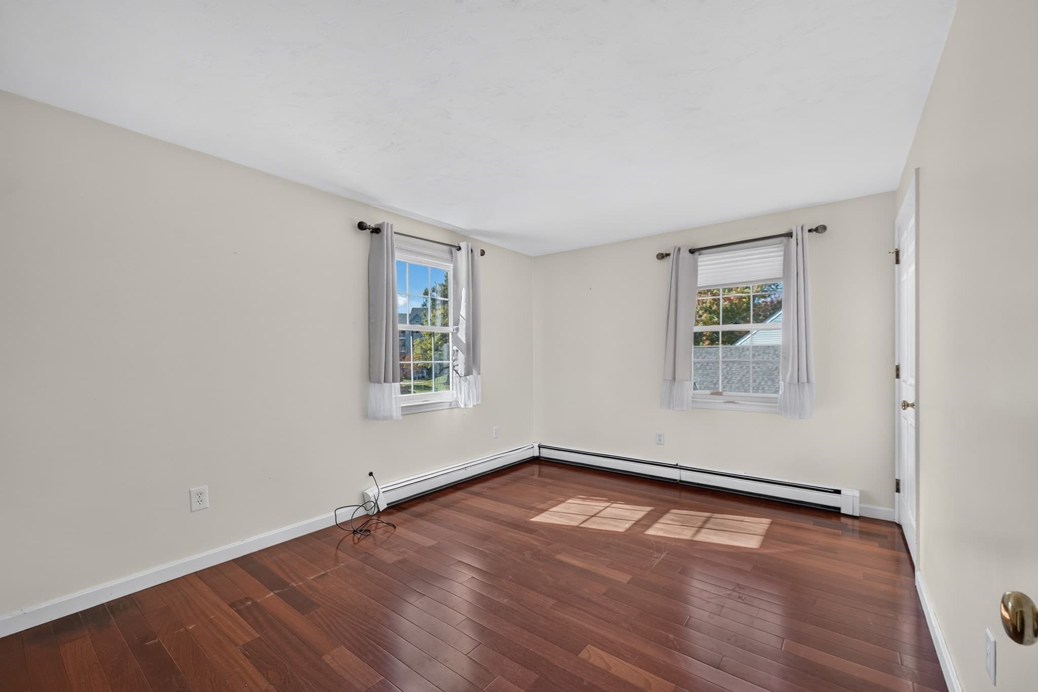 Single Family Residence at 9 Arbor Drive, Shrewsbury MA 01545, photo 22 of 31