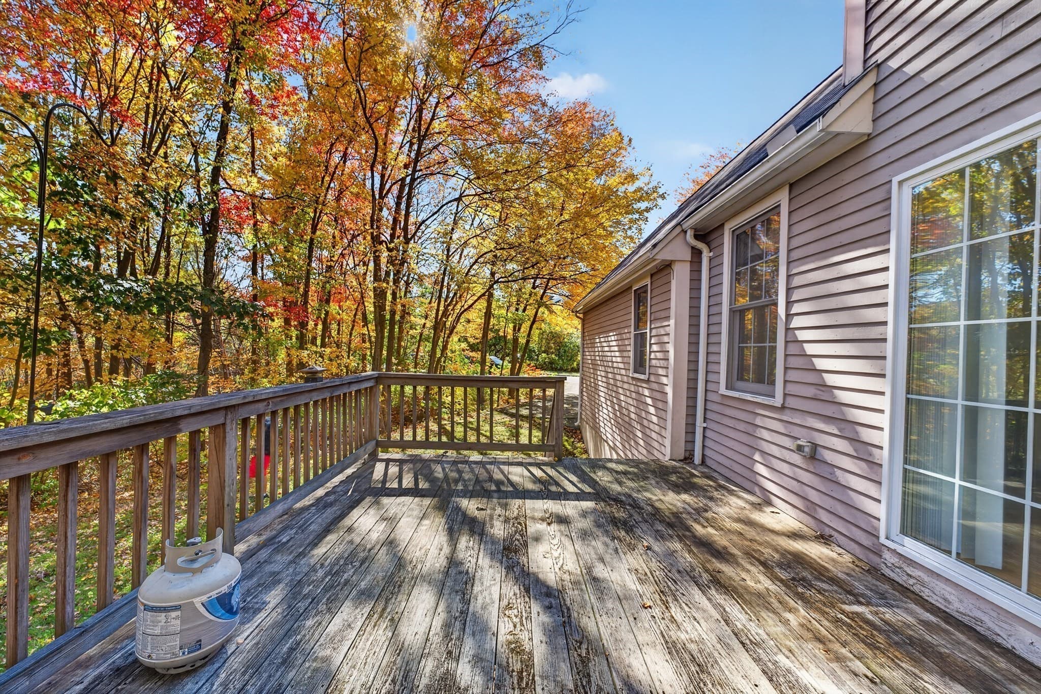 Single Family Residence at 9 Arbor Drive, Shrewsbury MA 01545, photo 28 of 31
