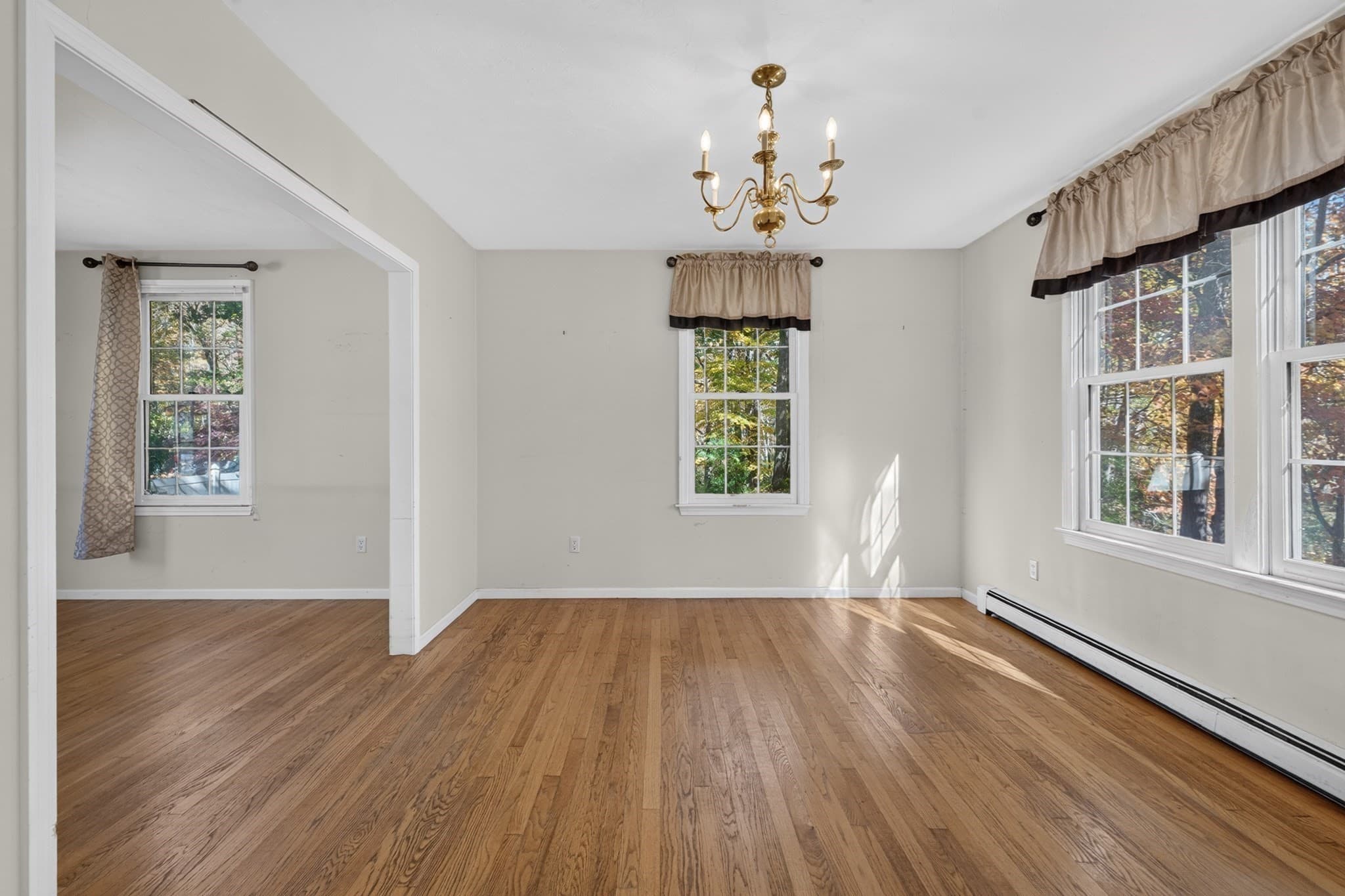 Single Family Residence at 9 Arbor Drive, Shrewsbury MA 01545, photo 14 of 31
