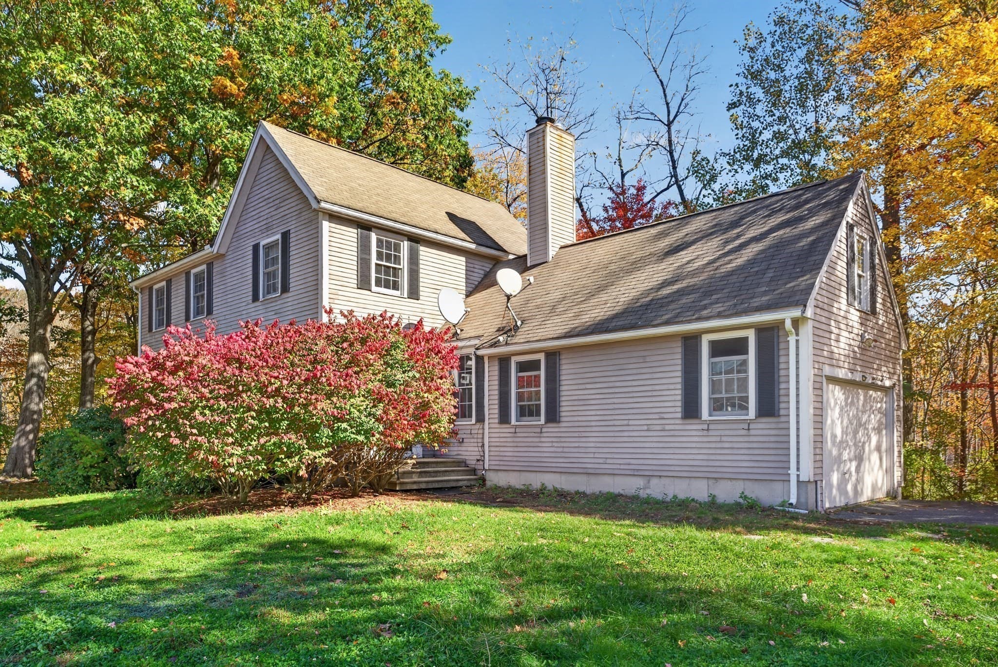 Single Family Residence at 9 Arbor Drive, Shrewsbury MA 01545, photo 31 of 31