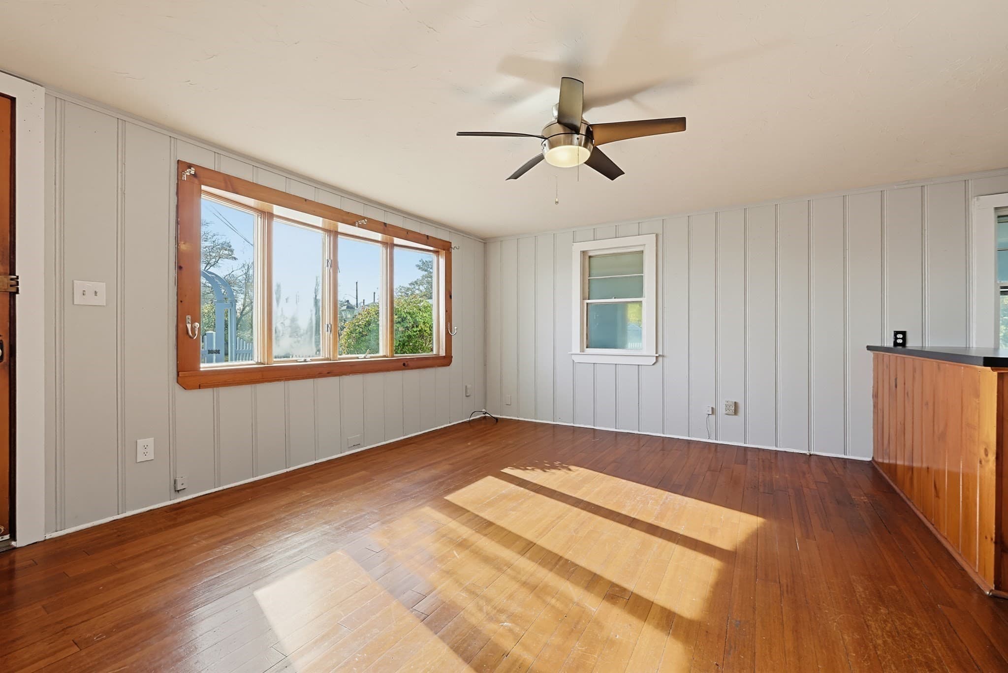Single Family Residence at 29 Janet St, Plymouth MA 02360, photo 17 of 39