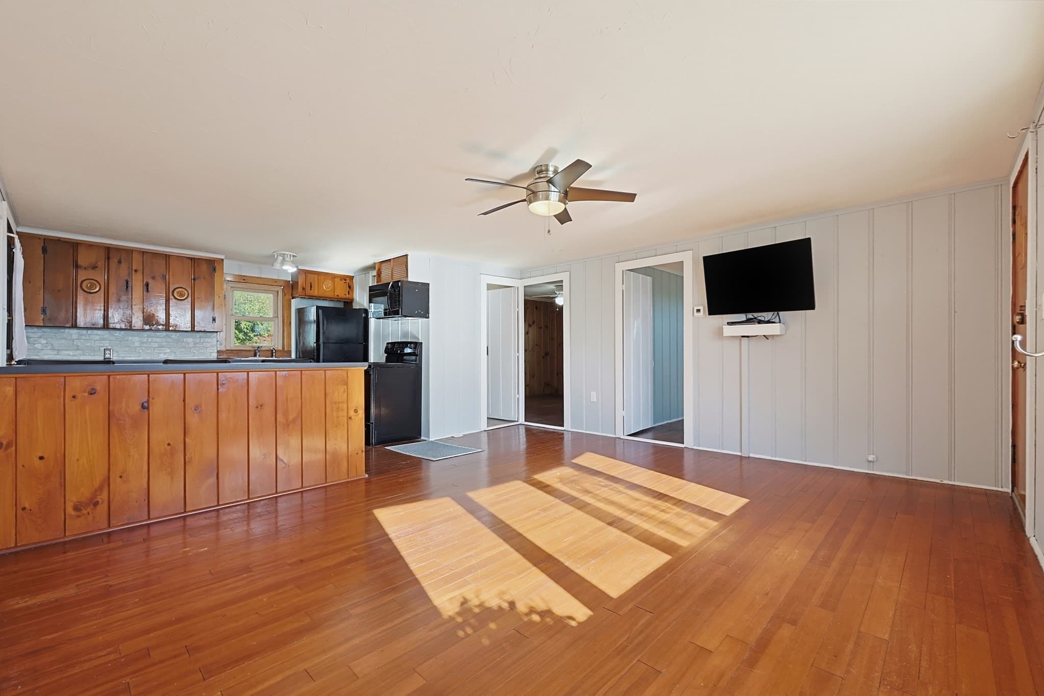 Single Family Residence at 29 Janet St, Plymouth MA 02360, photo 16 of 39