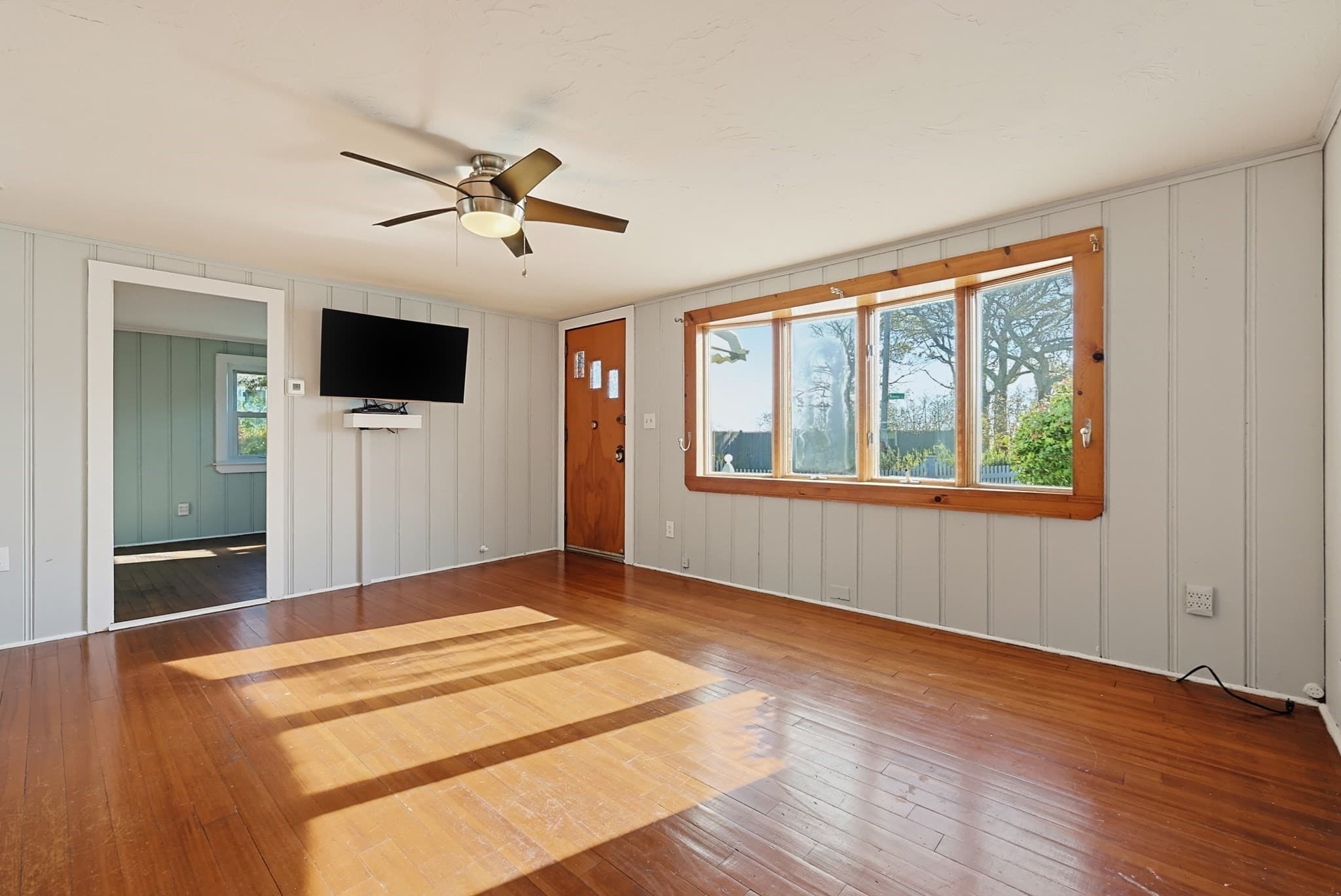 Single Family Residence at 29 Janet St, Plymouth MA 02360, photo 18 of 39