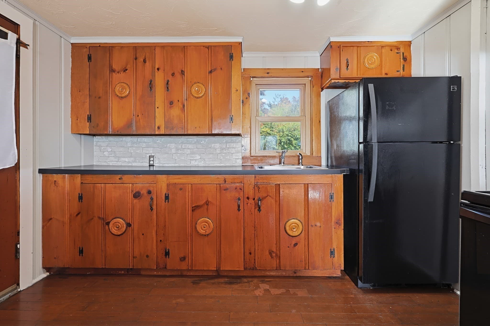 Single Family Residence at 29 Janet St, Plymouth MA 02360, photo 11 of 39