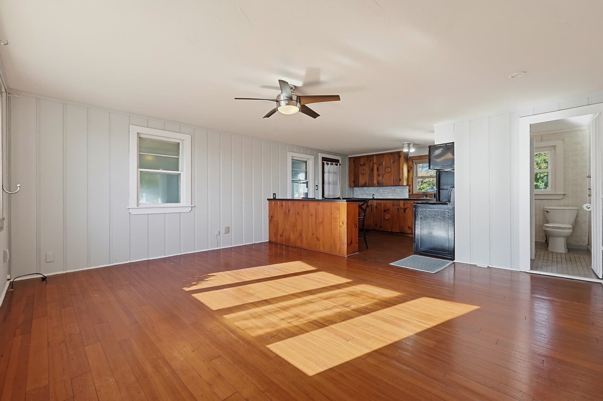 Single Family Residence at 29 Janet St, Plymouth MA 02360, photo 19 of 39