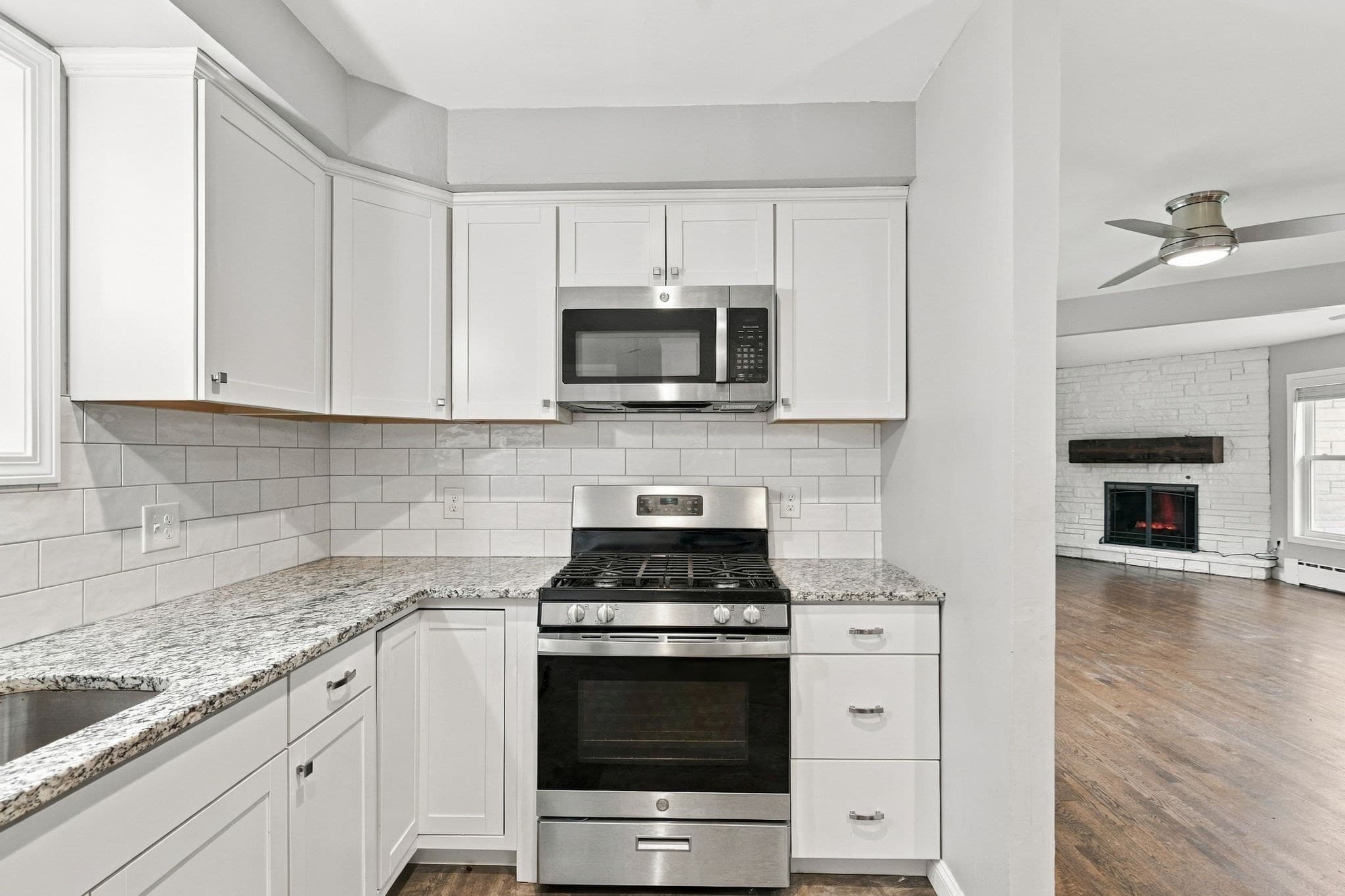 2 Family - 2 Units Side by Side at 655 Gardners Neck Rd, Swansea MA 02777, photo 12 of 42