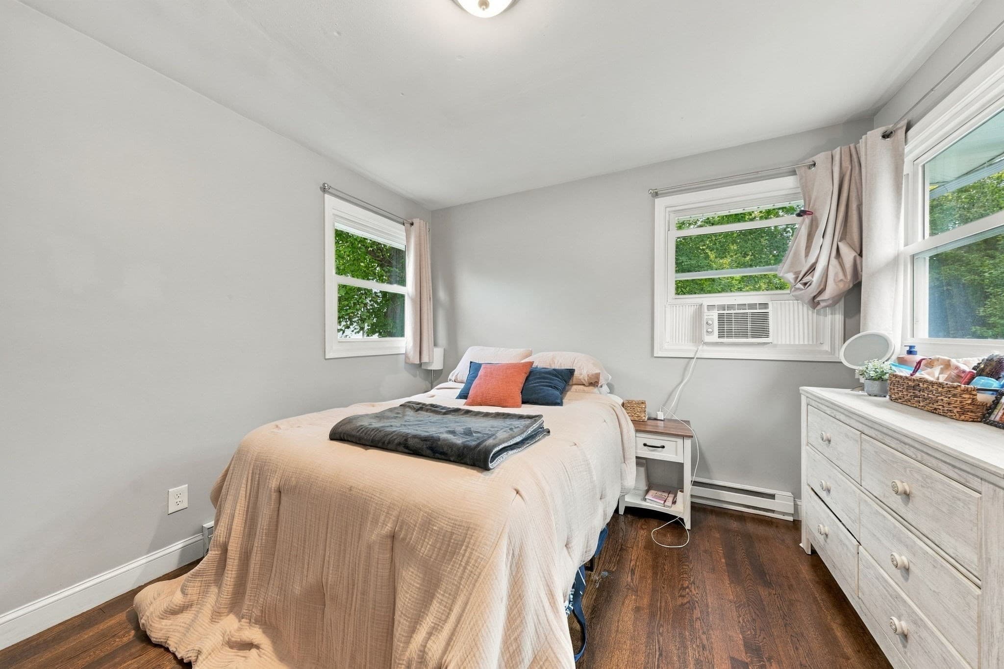 2 Family - 2 Units Side by Side at 655 Gardners Neck Rd, Swansea MA 02777, photo 35 of 42