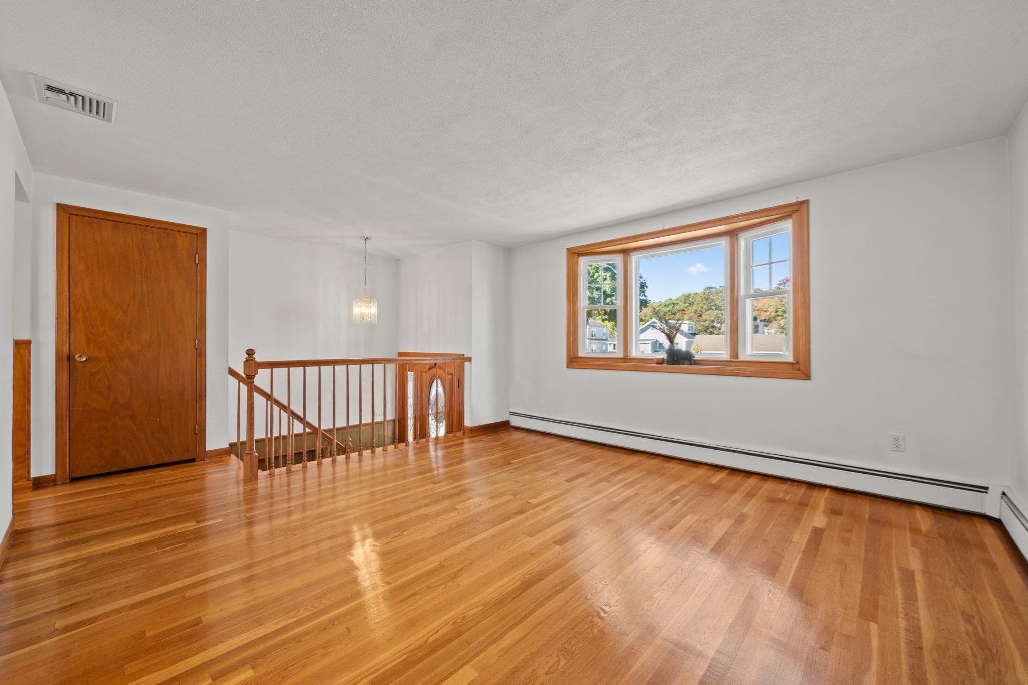 Single Family Residence at 2 Wolcott Road, Saugus MA 01906, photo 12 of 36