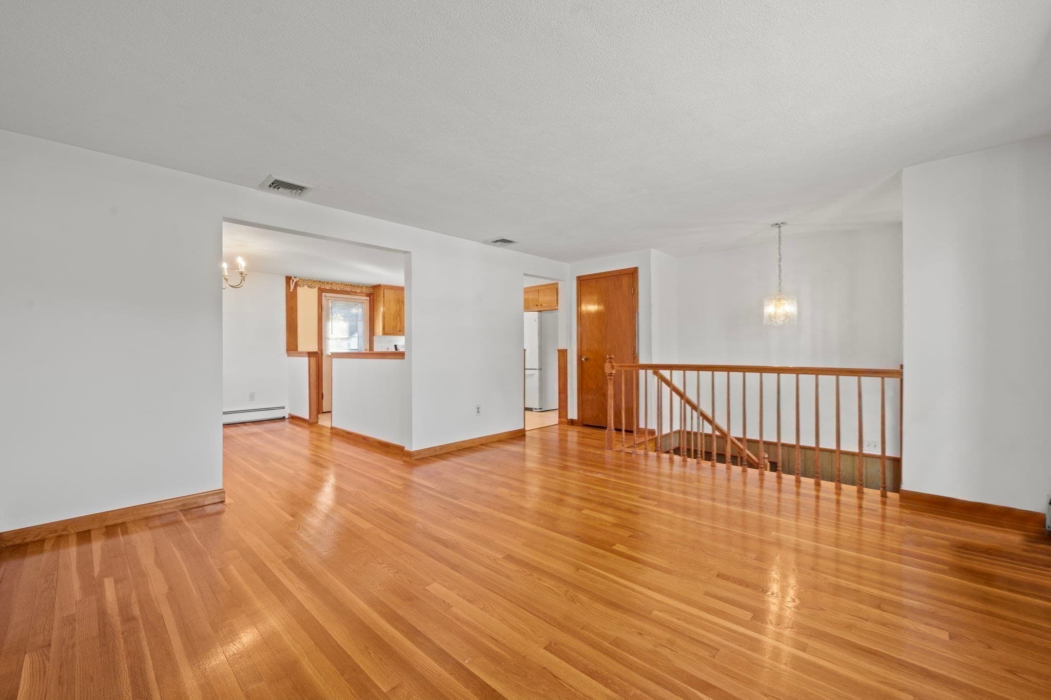 Single Family Residence at 2 Wolcott Road, Saugus MA 01906, photo 11 of 36
