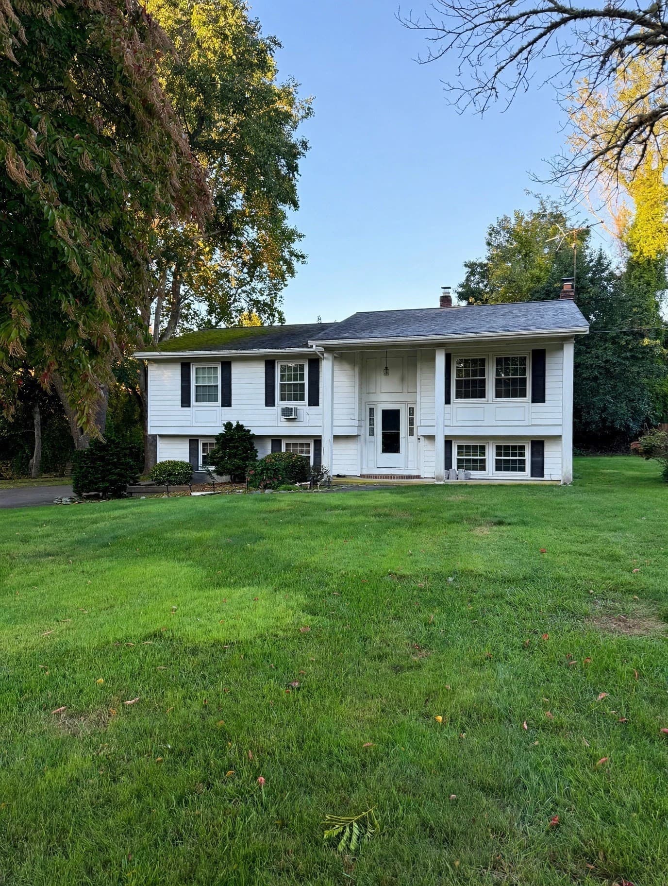 394 Bedford St, Lakeville MA 02347