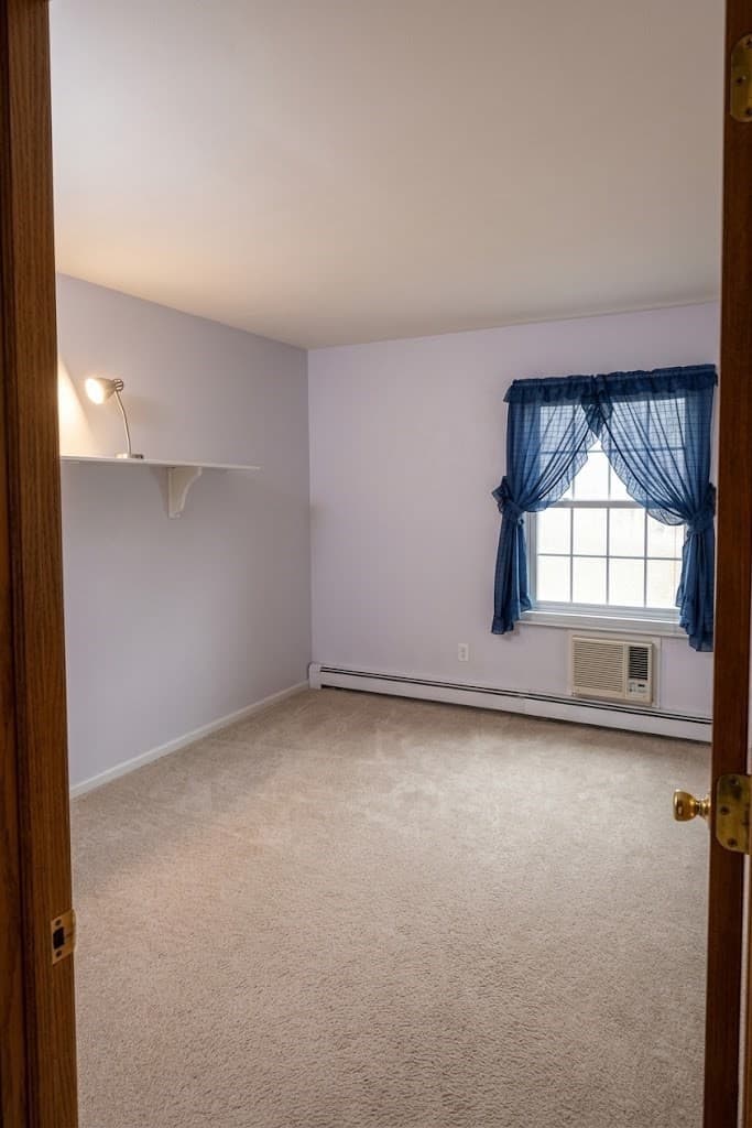 Single Family Residence at 394 Bedford St, Lakeville MA 02347, photo 10 of 28