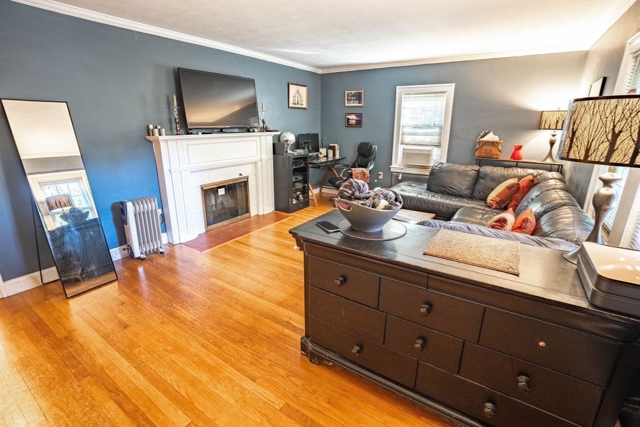 Condominium at 26-28 Wessex Rd # 28, Newton MA 02459, photo 2 of 27
